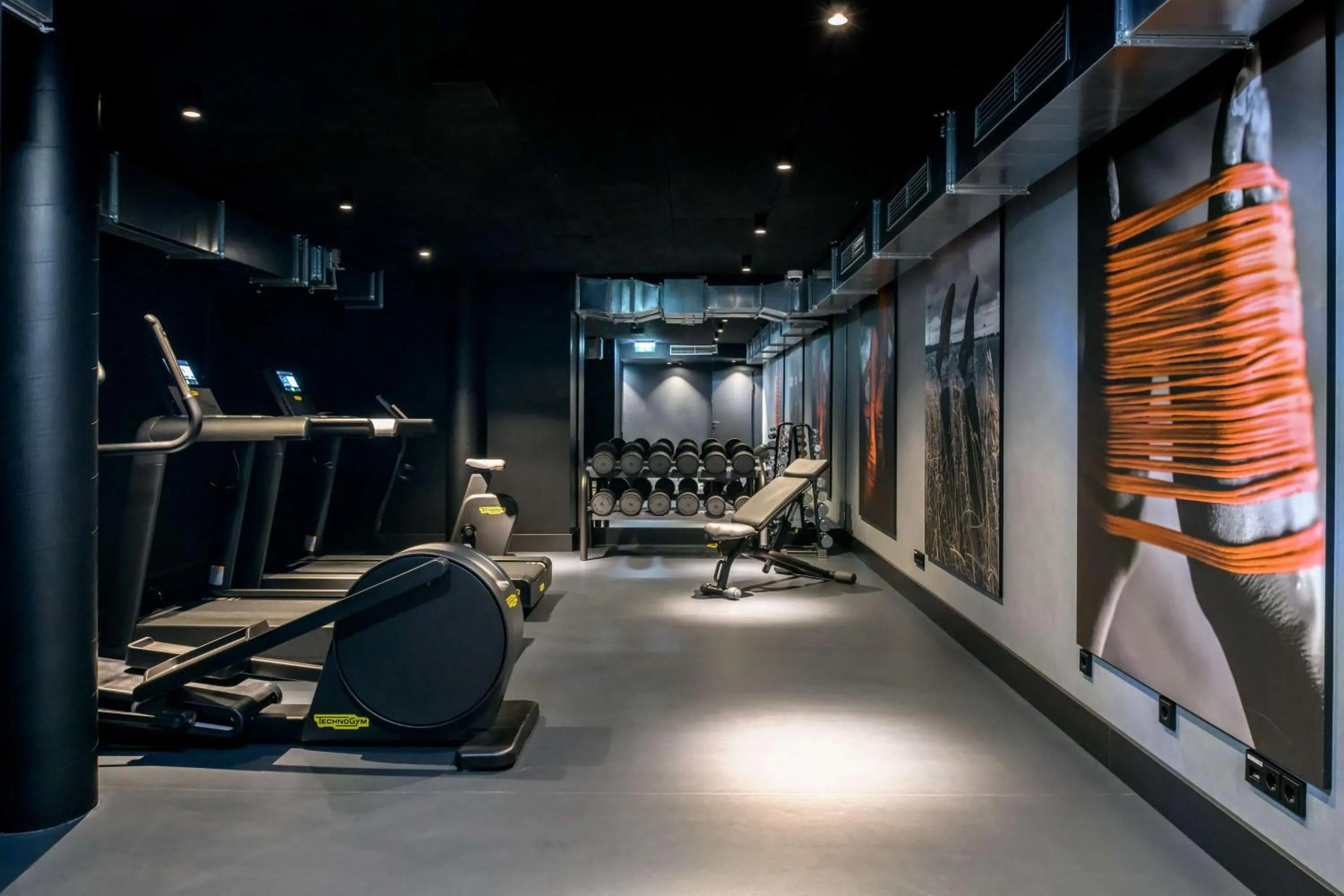 Fitness centre/facilities in Radisson RED Hotel, Vienna