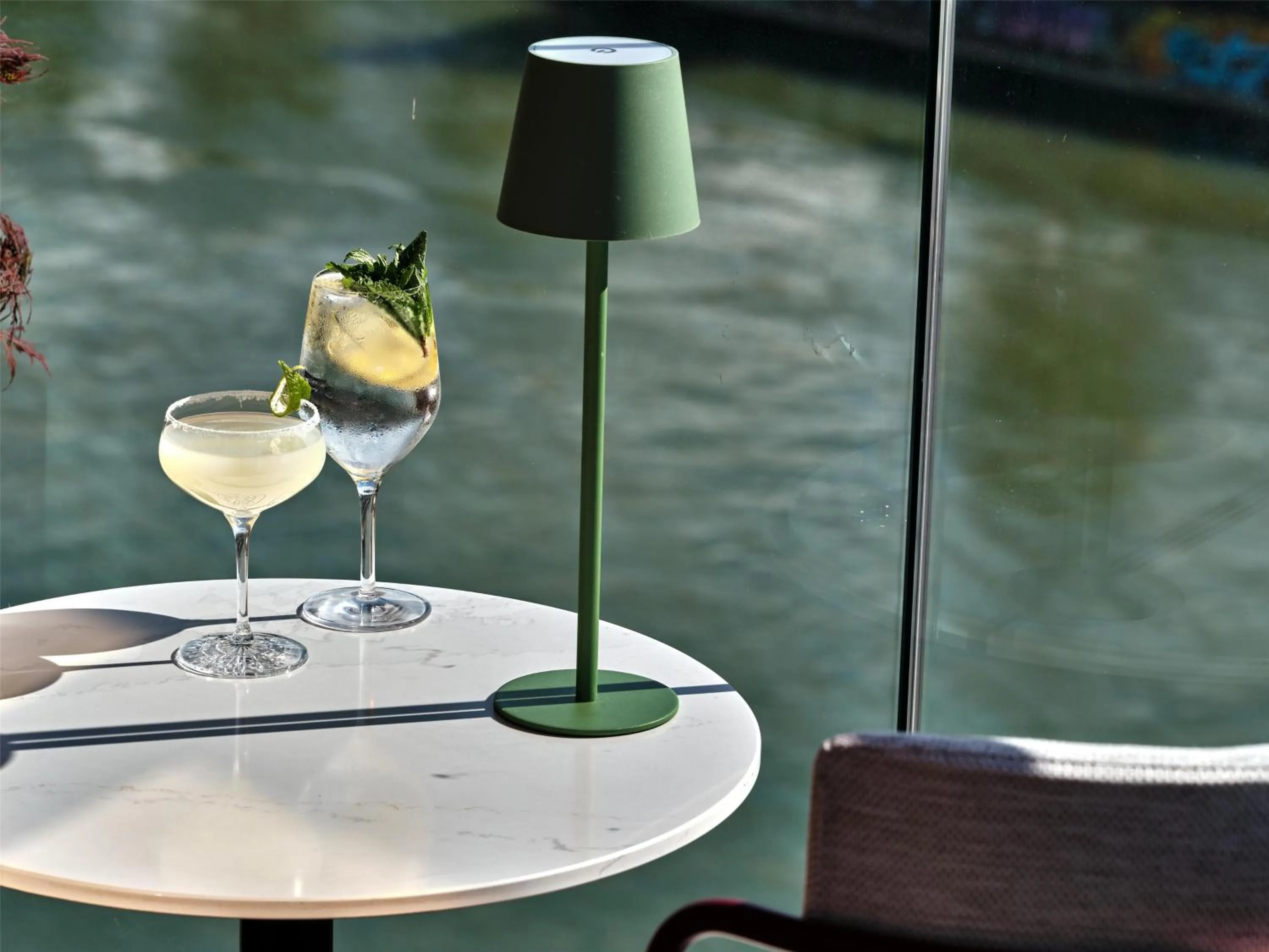 Lounge or bar in Radisson RED Hotel, Vienna