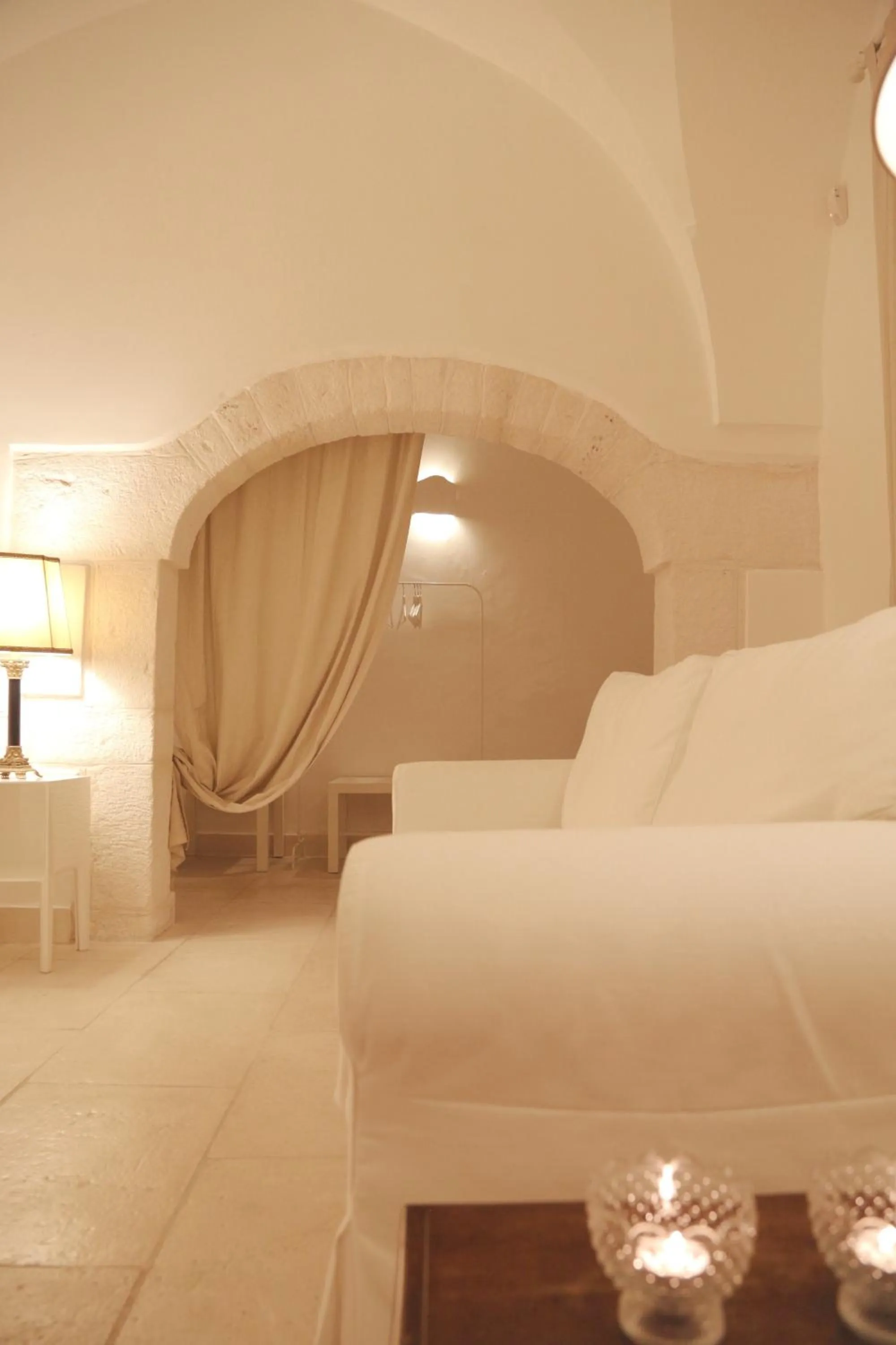 Decorative detail, Bed in Casa d'Autore