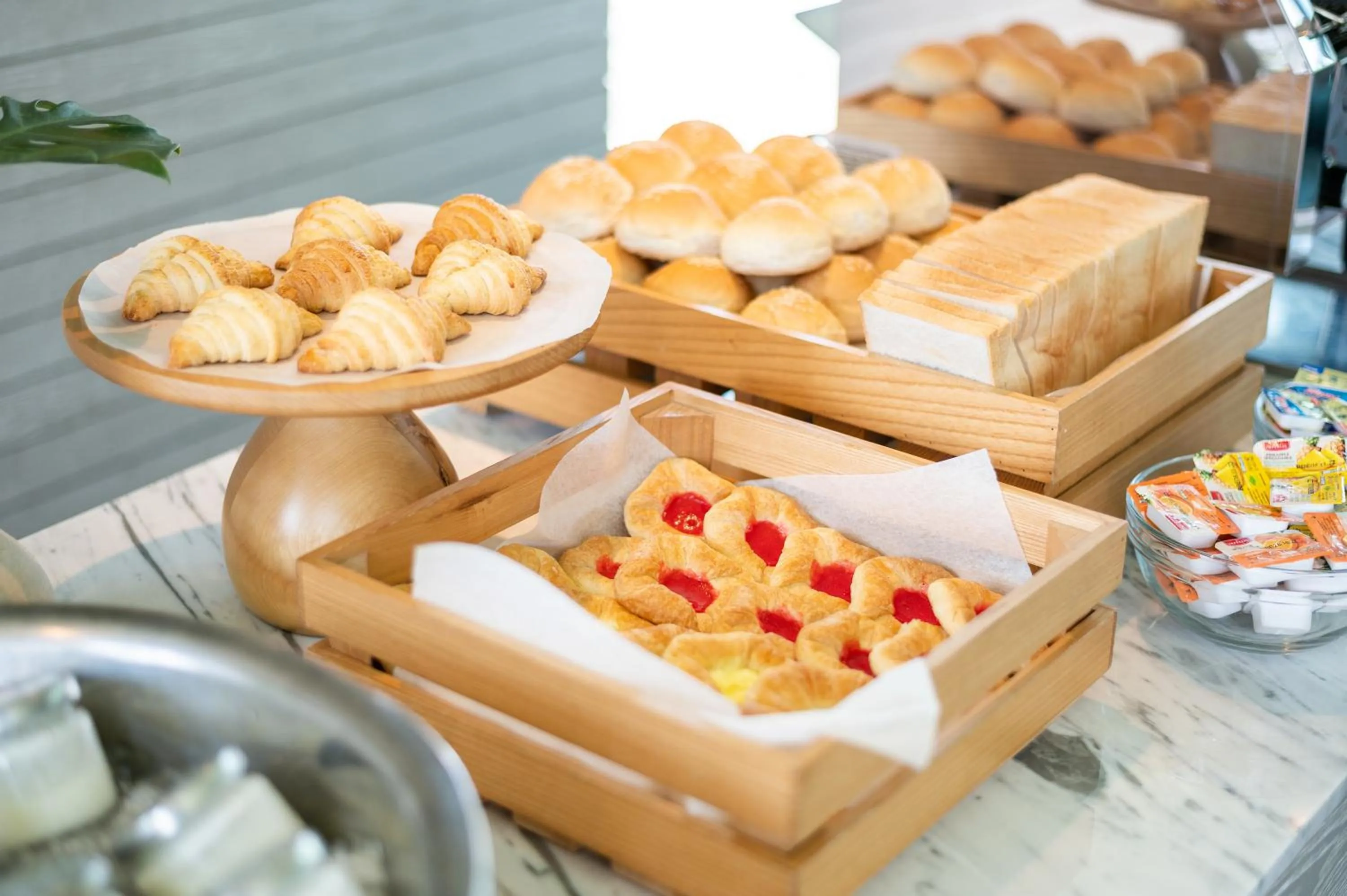 Breakfast in Manhattan Pattaya Hotel - SHA Extra Plus