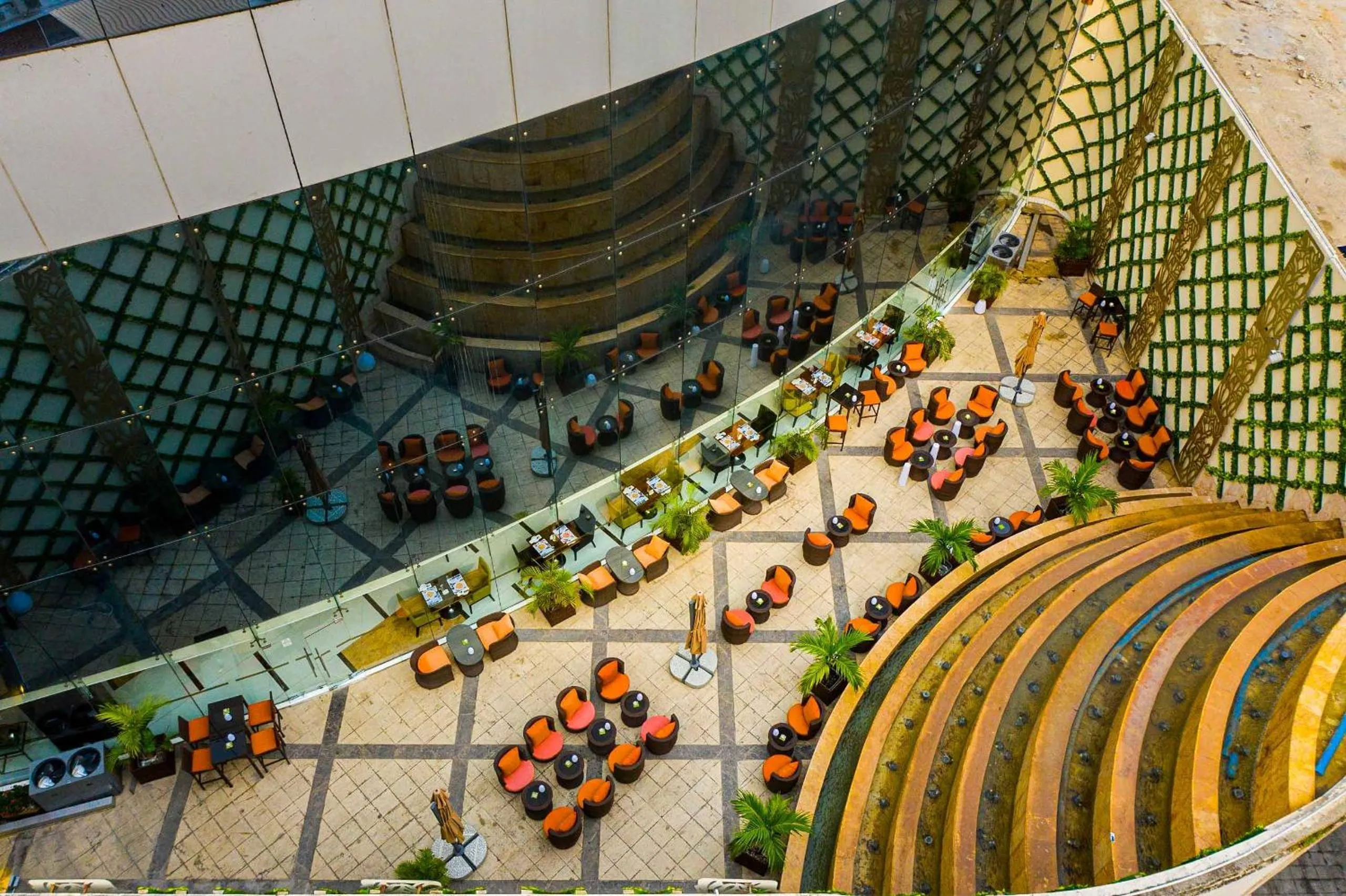 Restaurant/places to eat in Lagos Continental Hotel