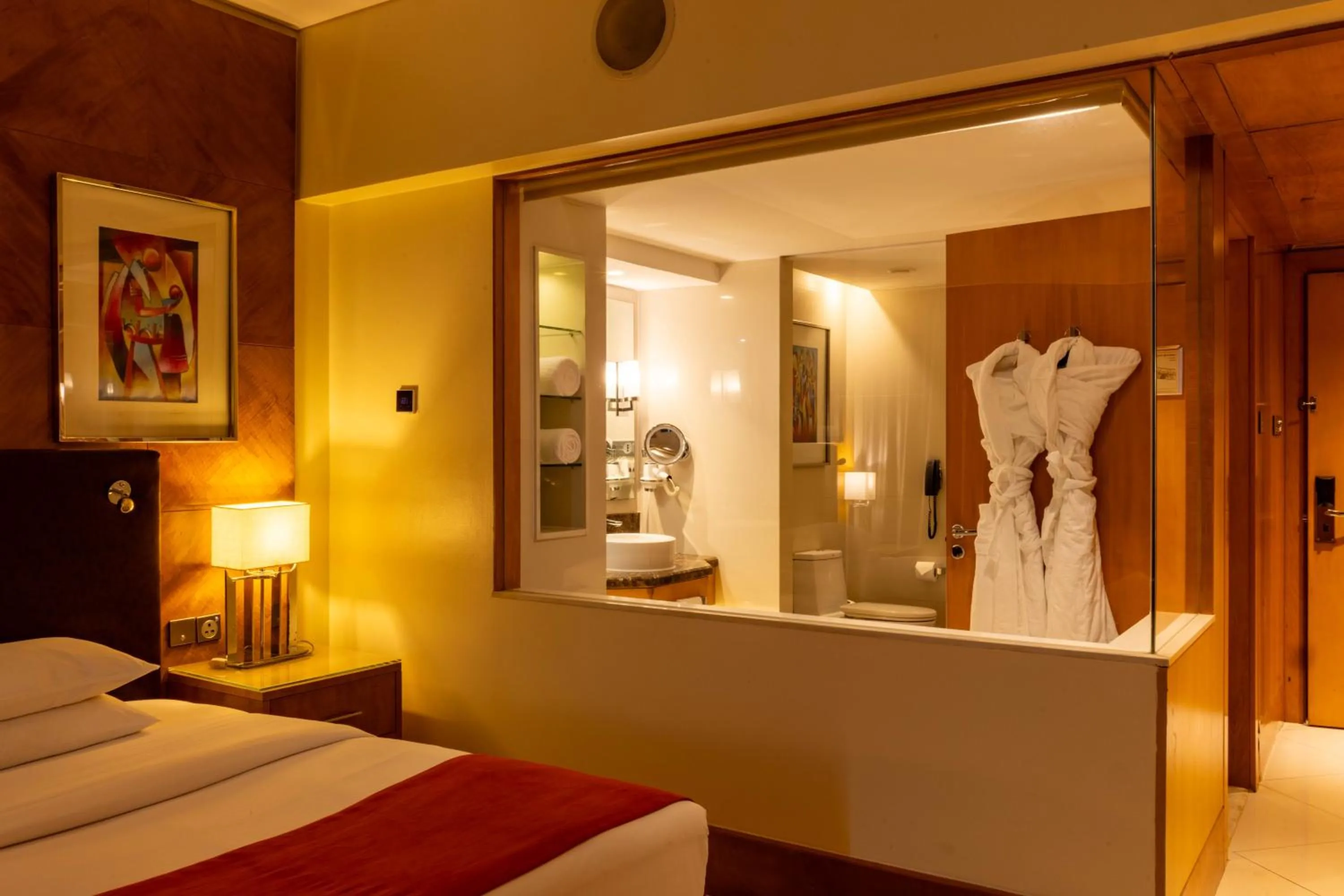 Bathroom, Bed in Lagos Continental Hotel