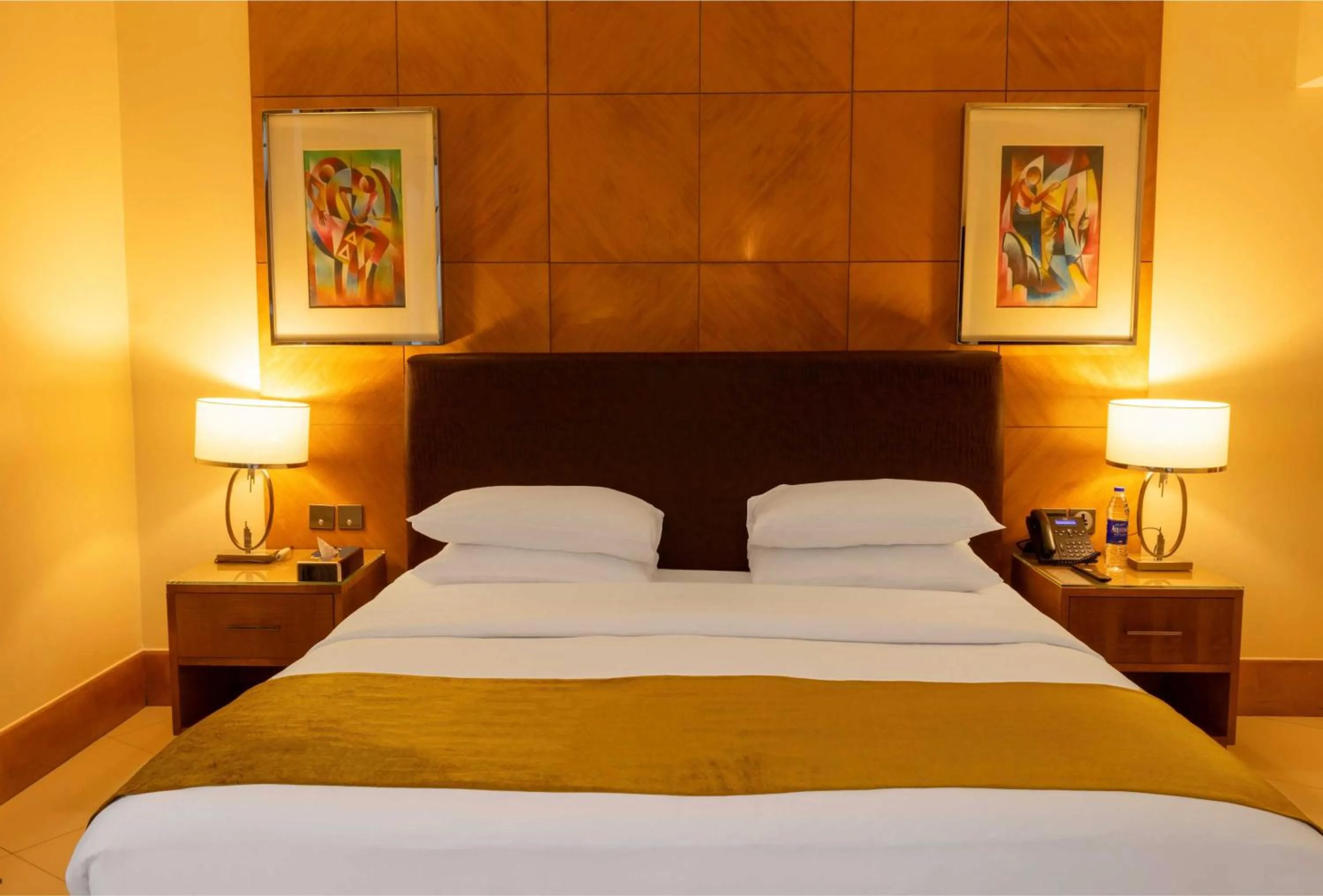 Bedroom, Bed in Lagos Continental Hotel