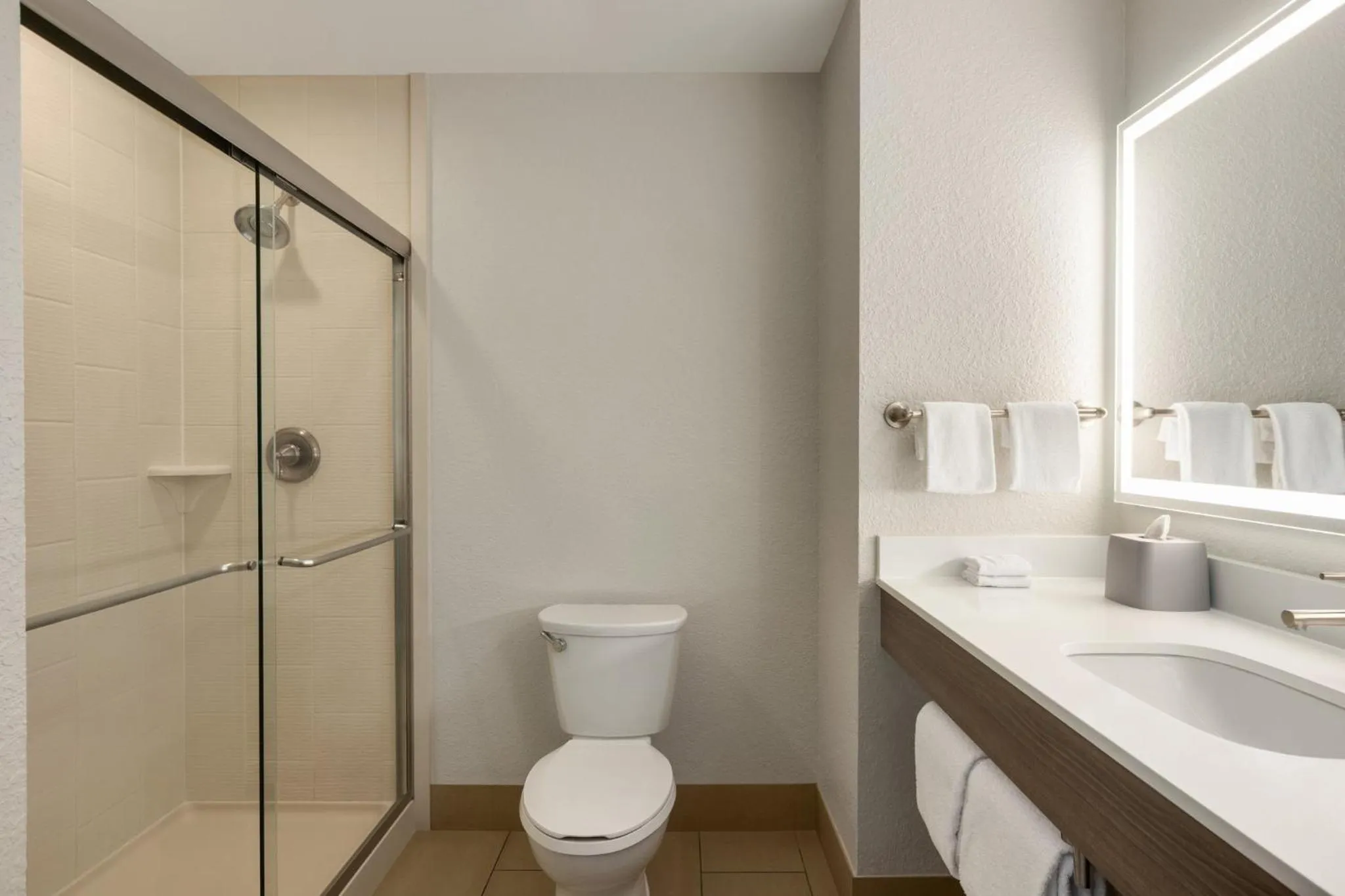 Bathroom in Holiday Inn Express Fort Lauderdale Airport South by IHG