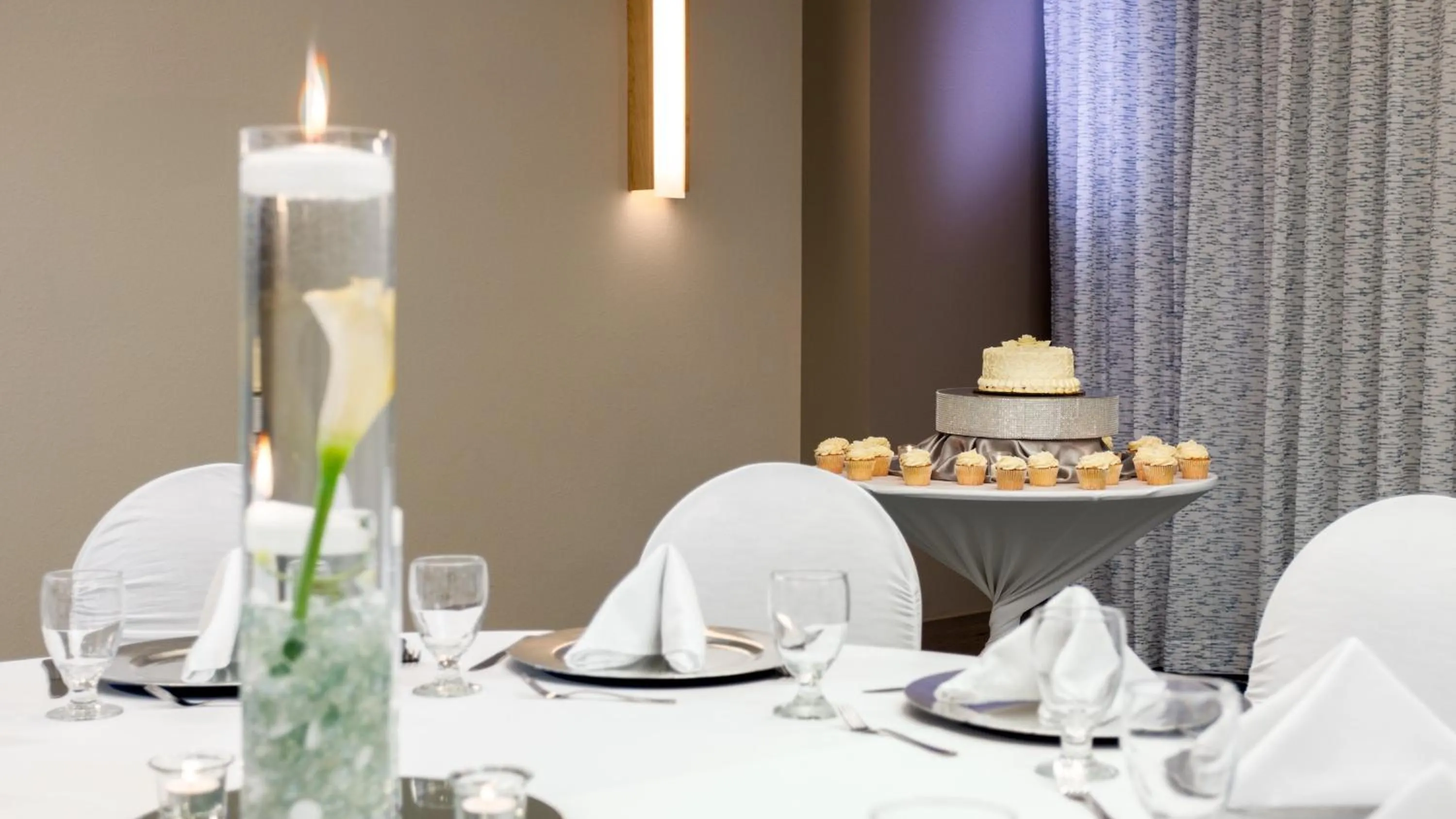 Banquet/Function facilities in Holiday Inn Resort Fort Walton Beach by IHG