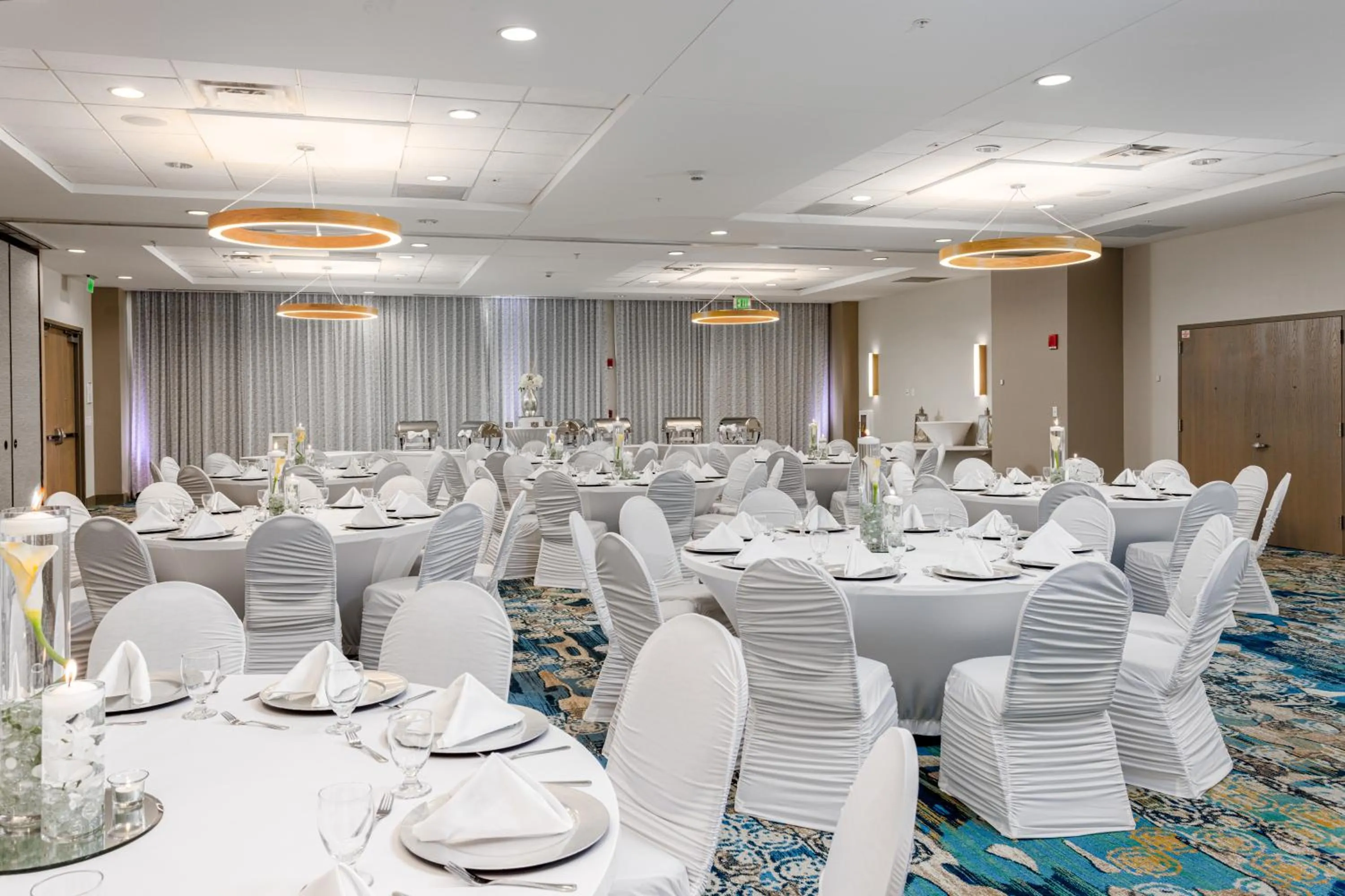 Meeting/conference room in Holiday Inn Resort Fort Walton Beach by IHG