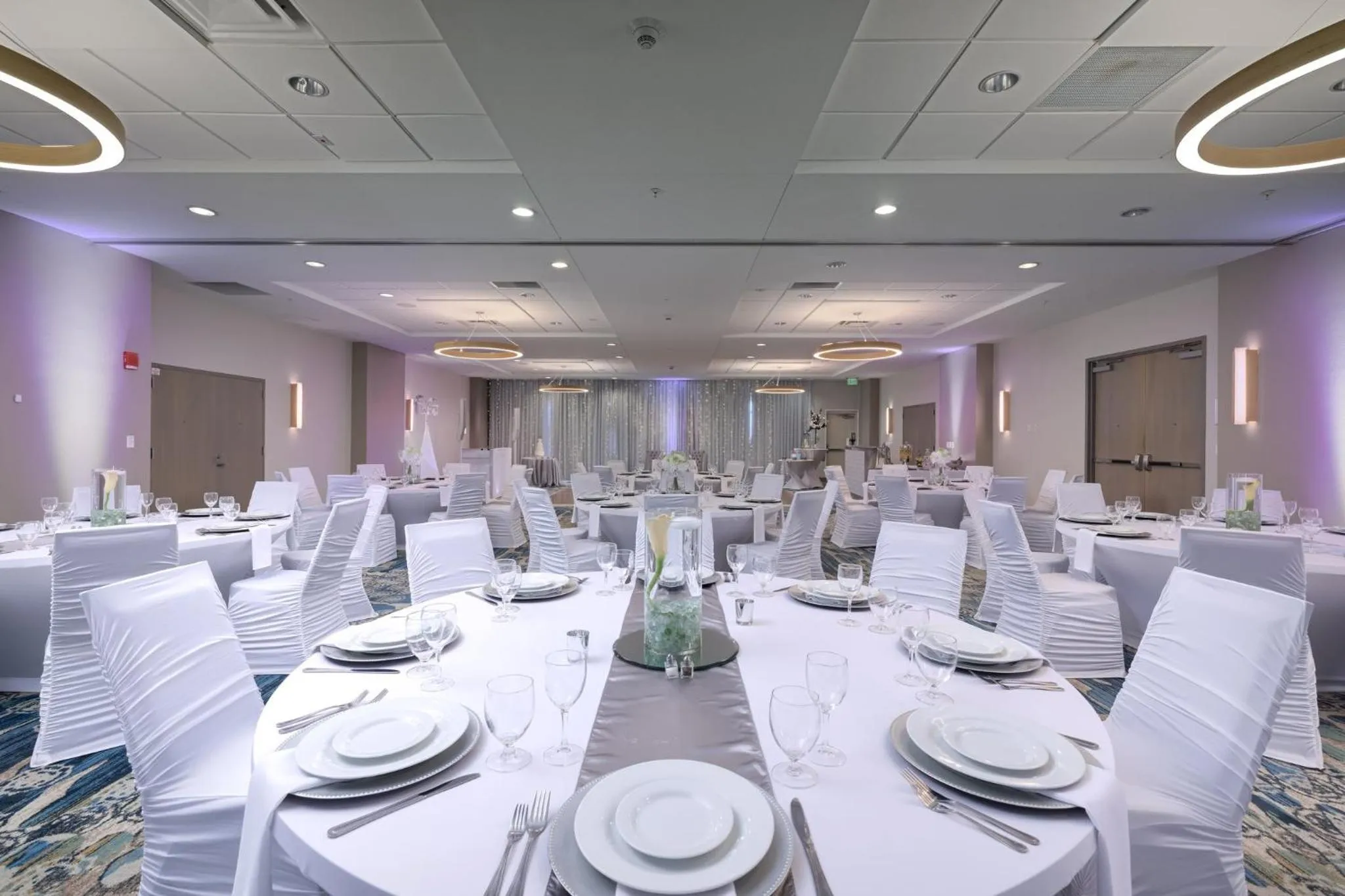 Meeting/conference room in Holiday Inn Resort Fort Walton Beach by IHG