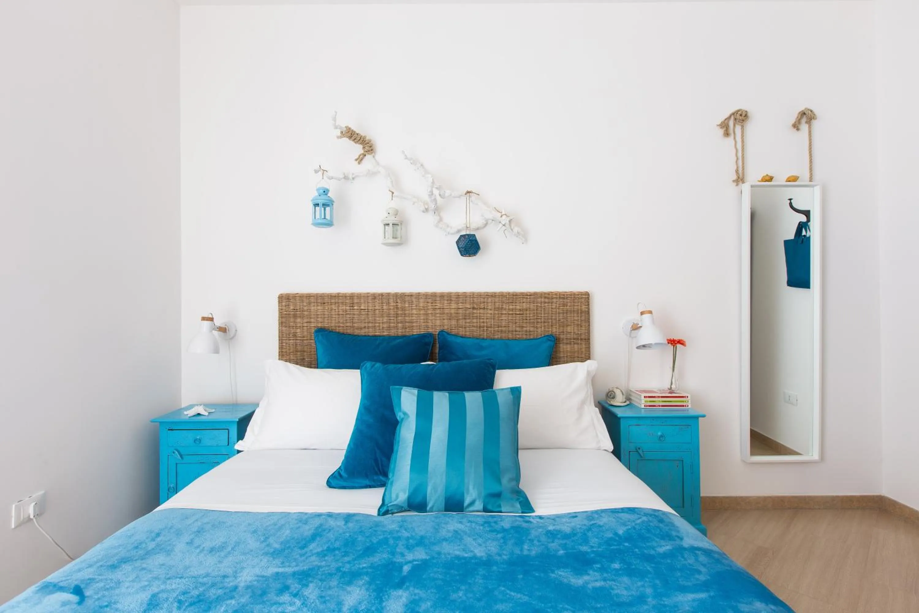 Bedroom, Bed in Isola Blu