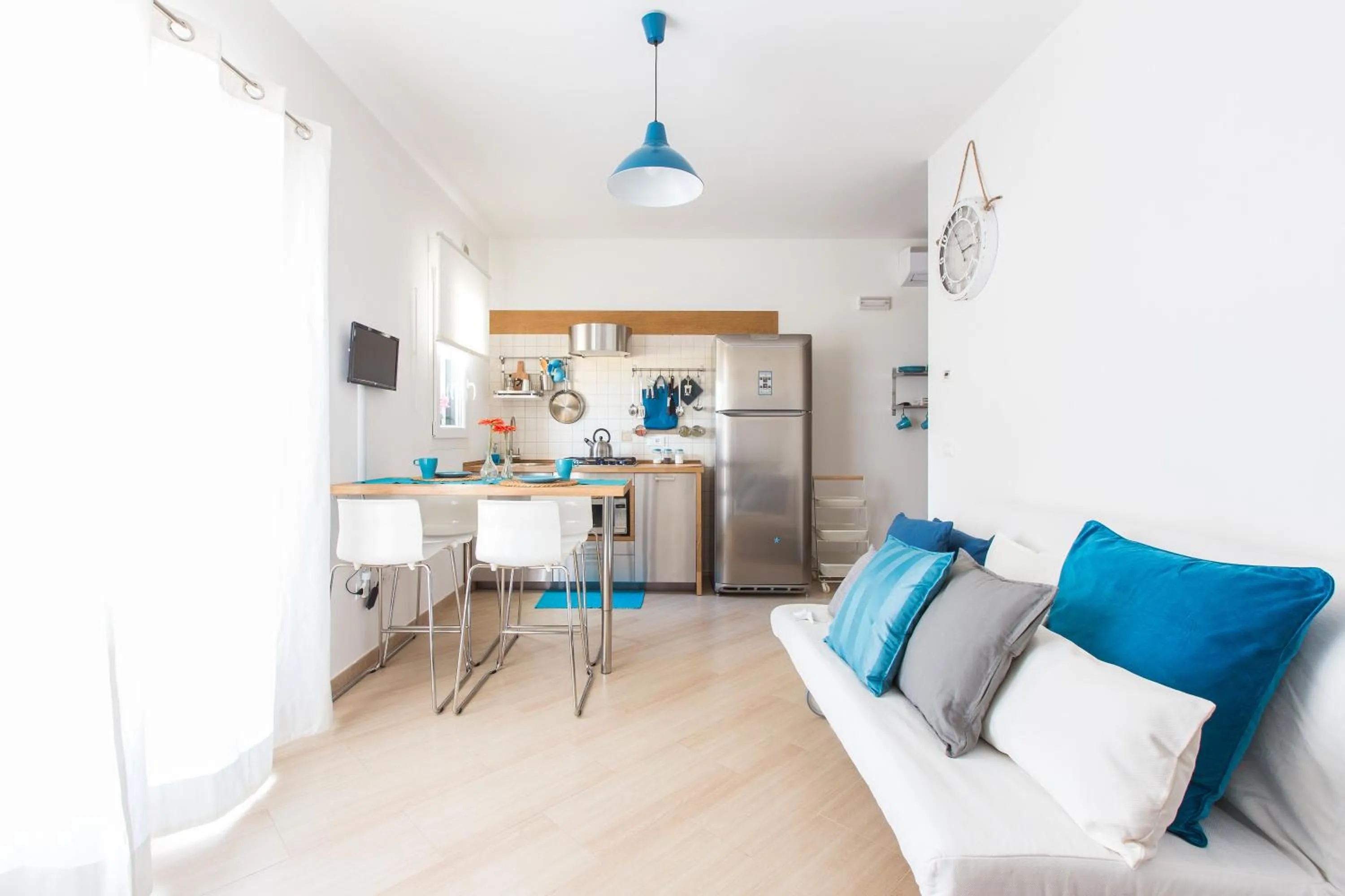 Kitchen or kitchenette in Isola Blu