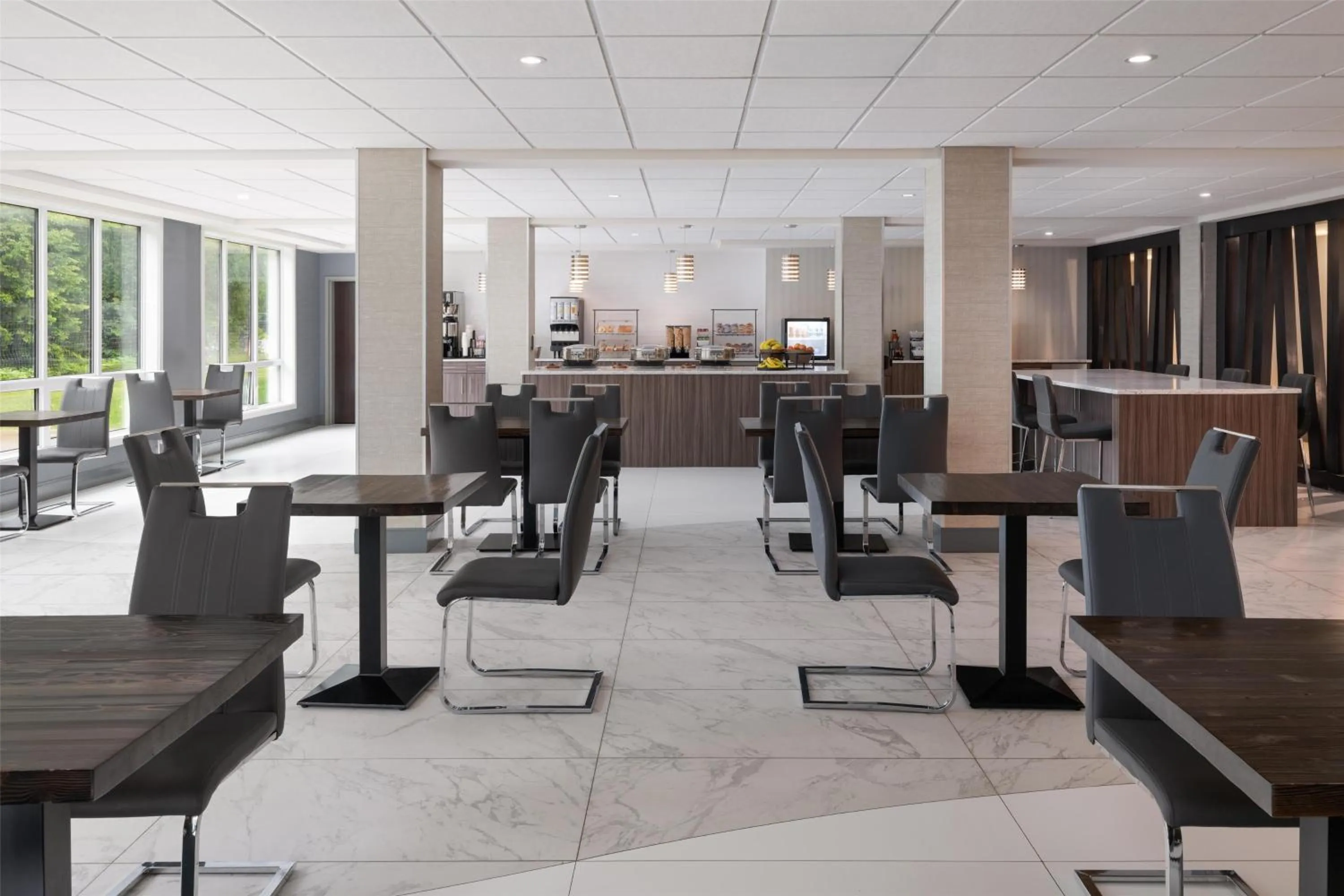 Restaurant/places to eat in Best Western Plus Gateway to the Falls