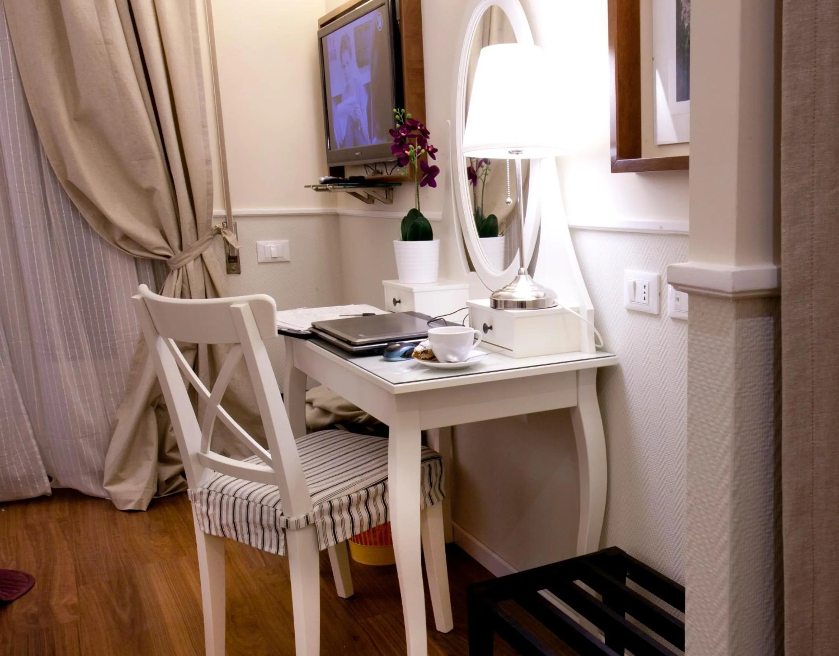 Decorative detail in Colfelice Rooms