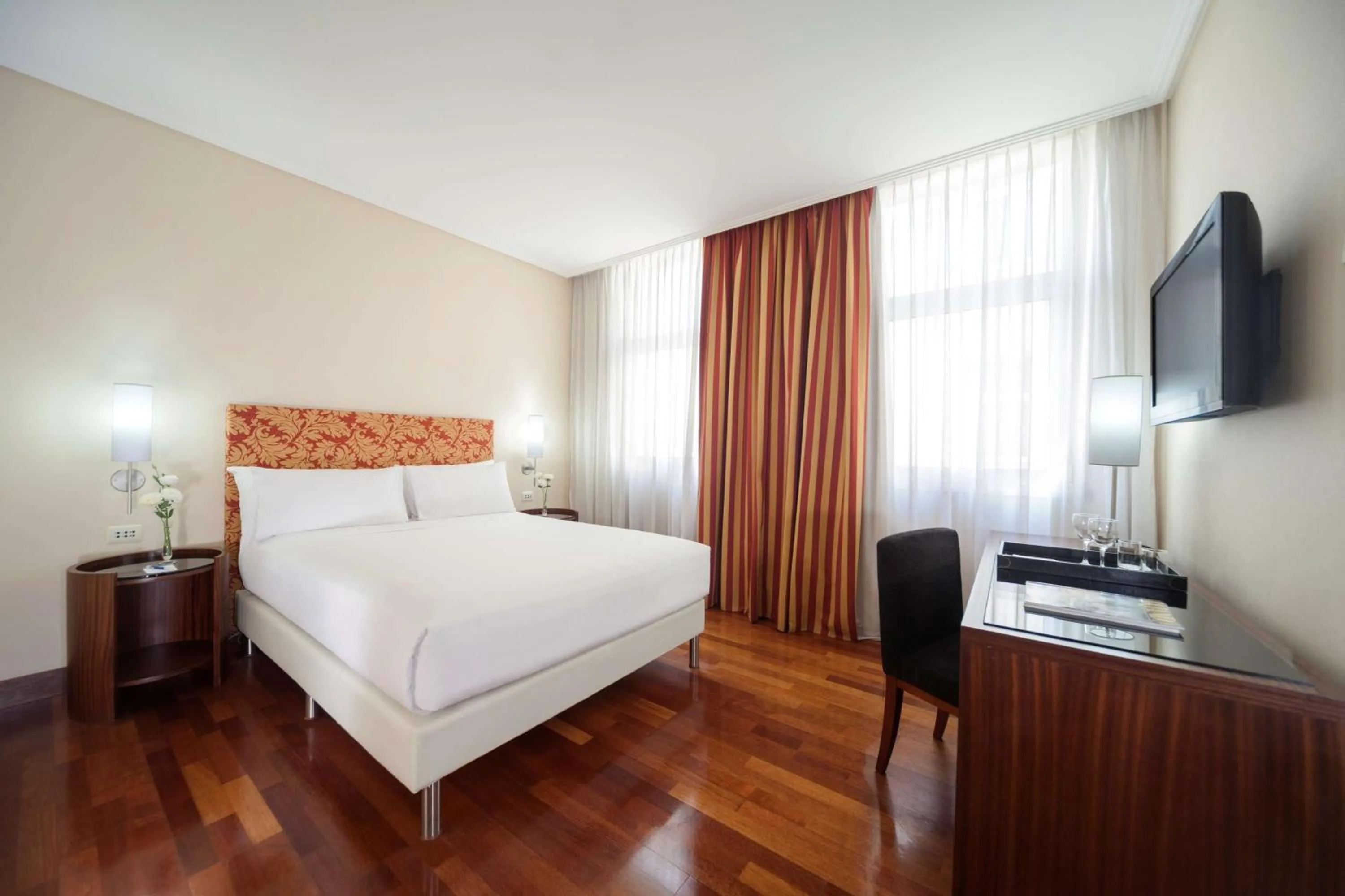 Standard Triple Room in NH City Buenos Aires