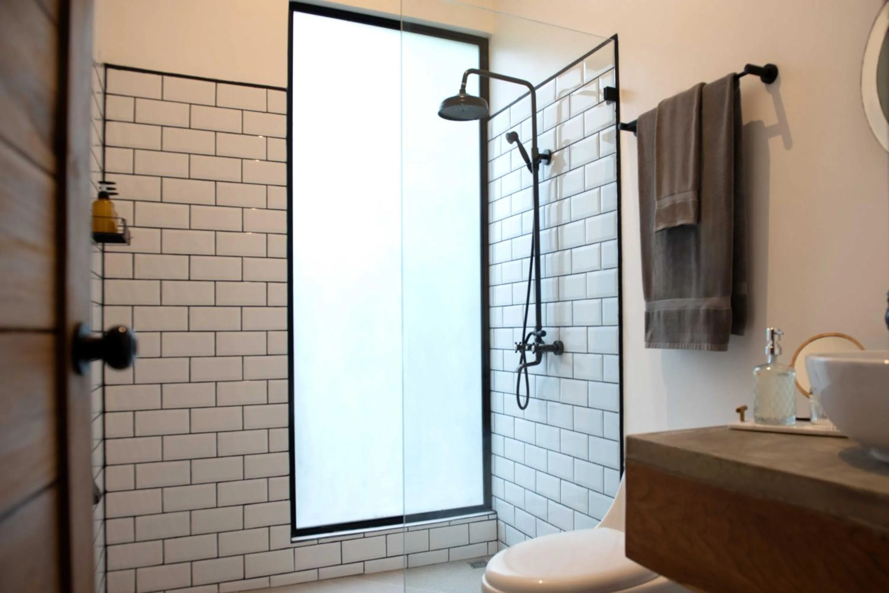 Shower in La Prometida