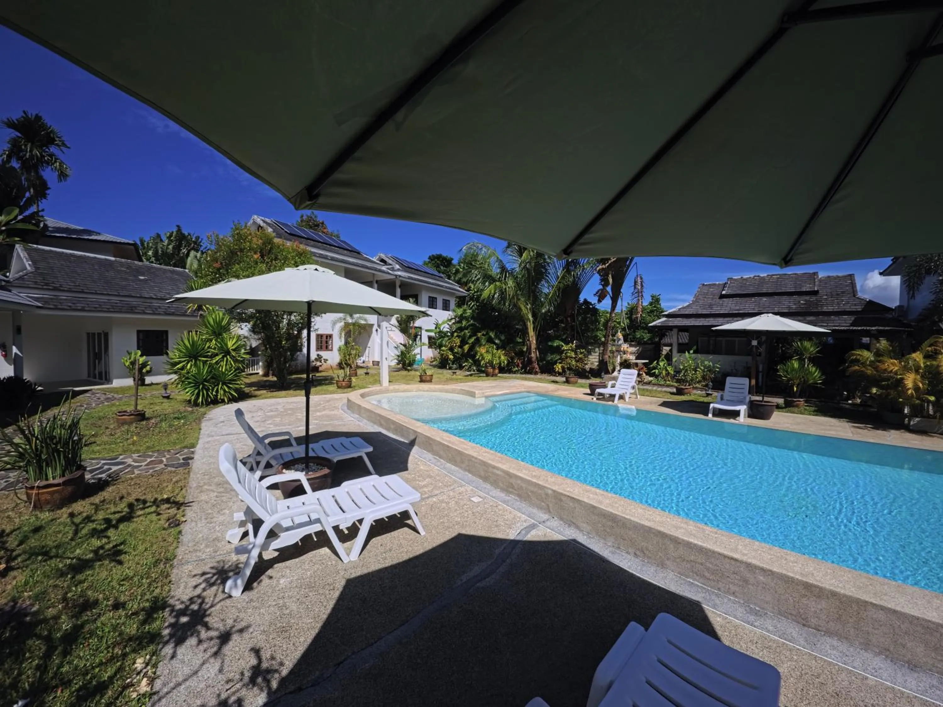 Villa Colina Khao Lak Rooms and Bungalows - Adults Only