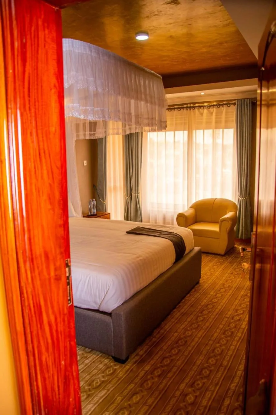 Bedroom, Bed in Lishi Resort Hotel