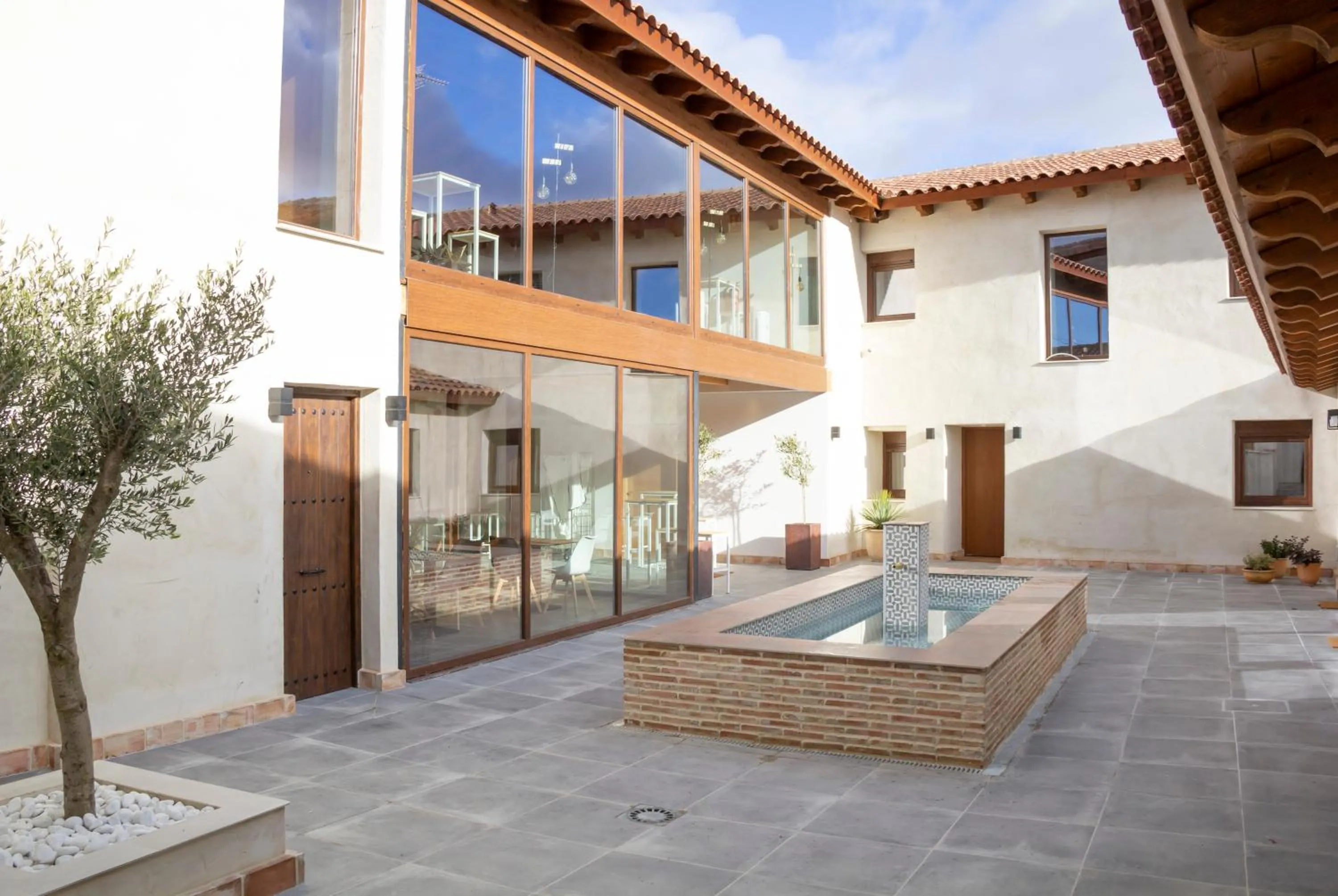 Patio in Domus Oncinae