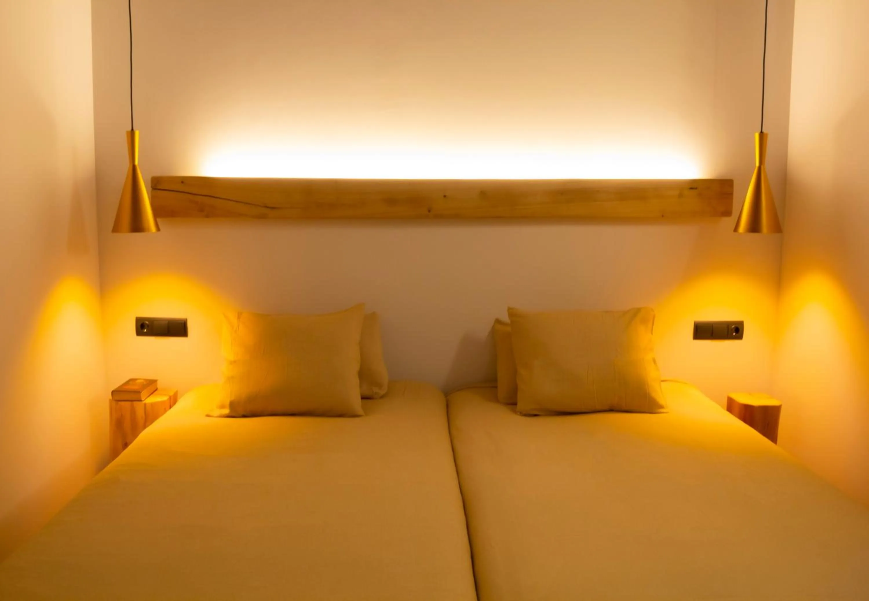 Bed in Domus Oncinae