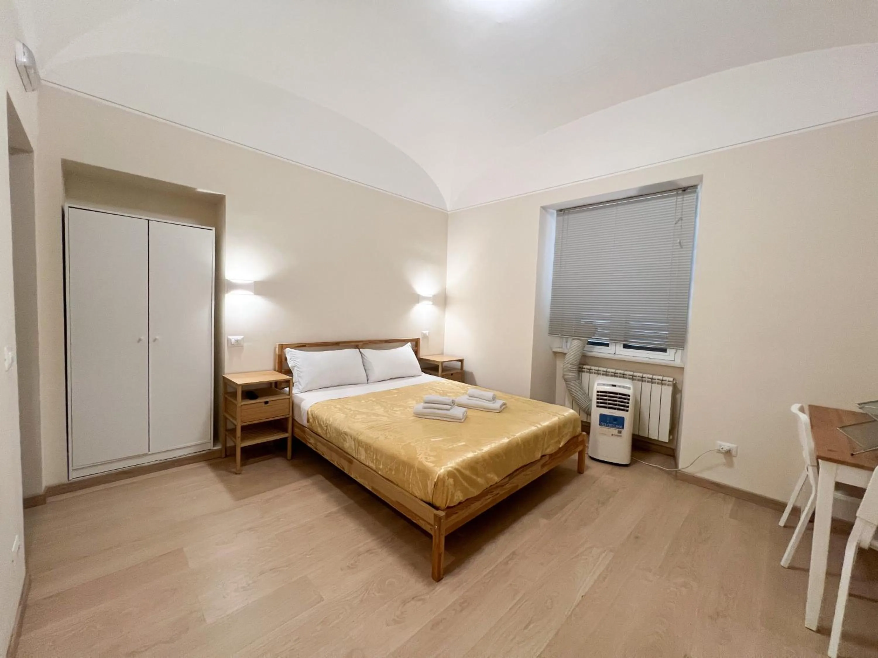 Bed in Booking House Rome