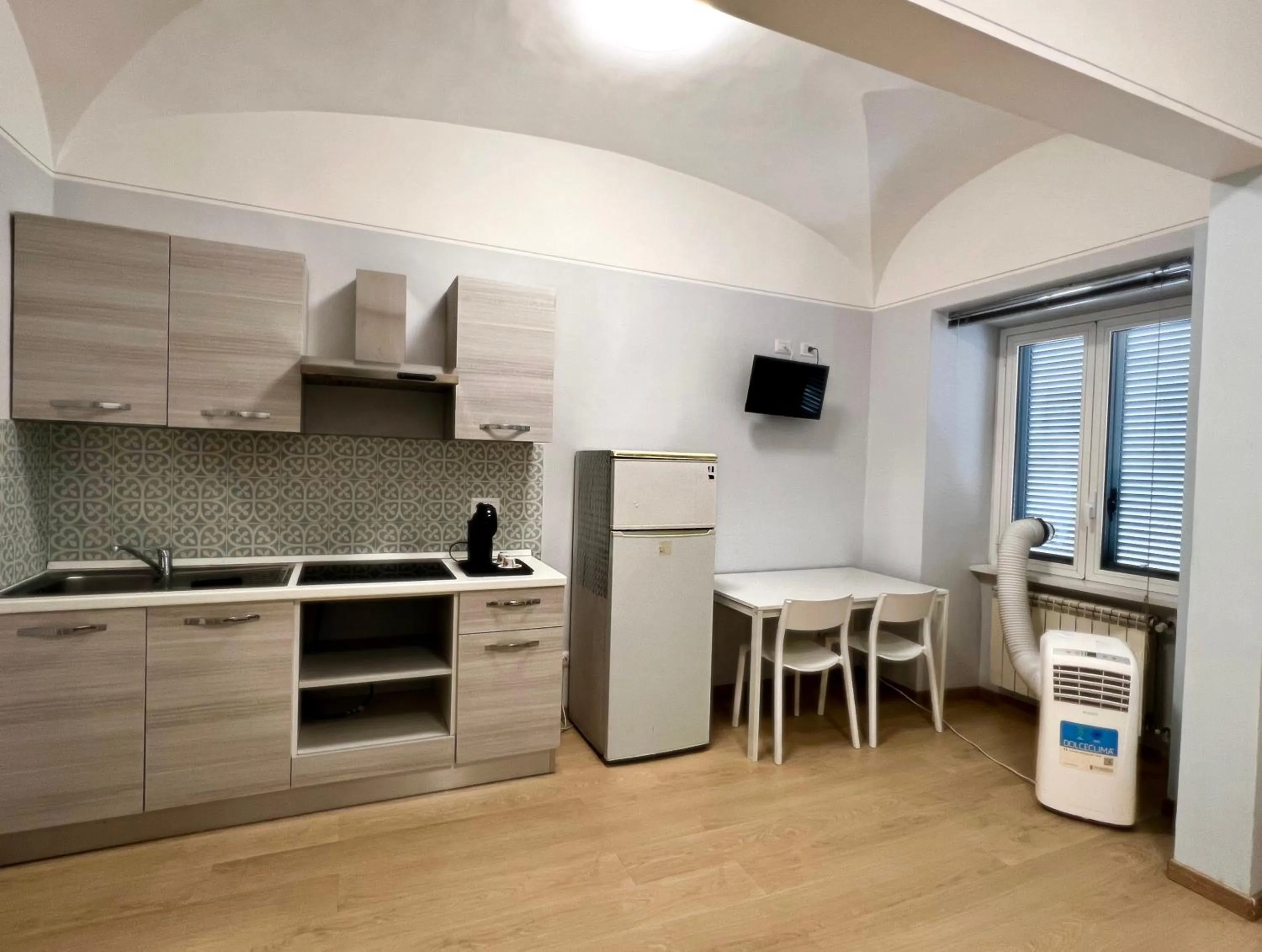 Kitchen or kitchenette in Booking House Rome