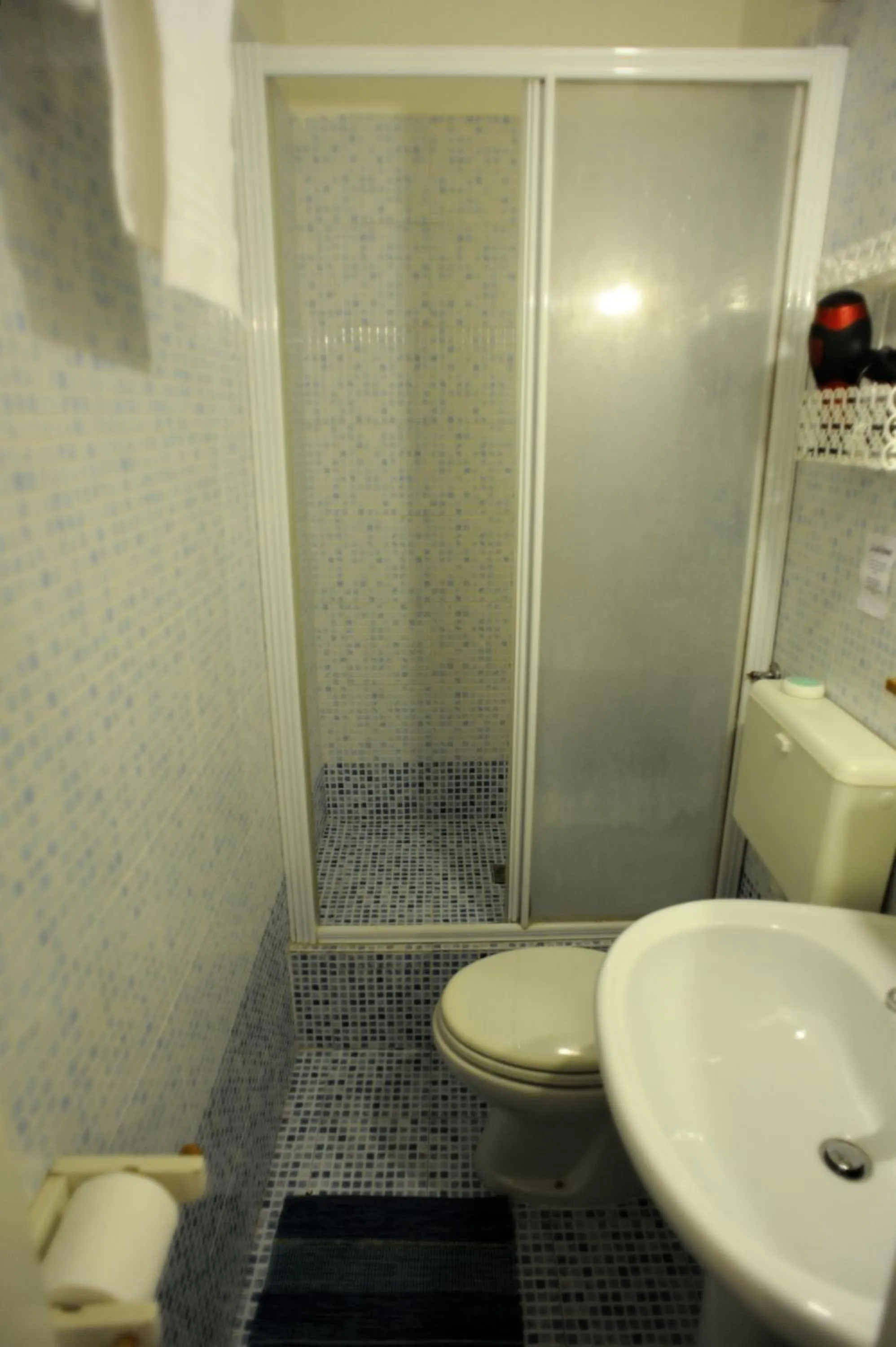 Shower in La Casa Romana