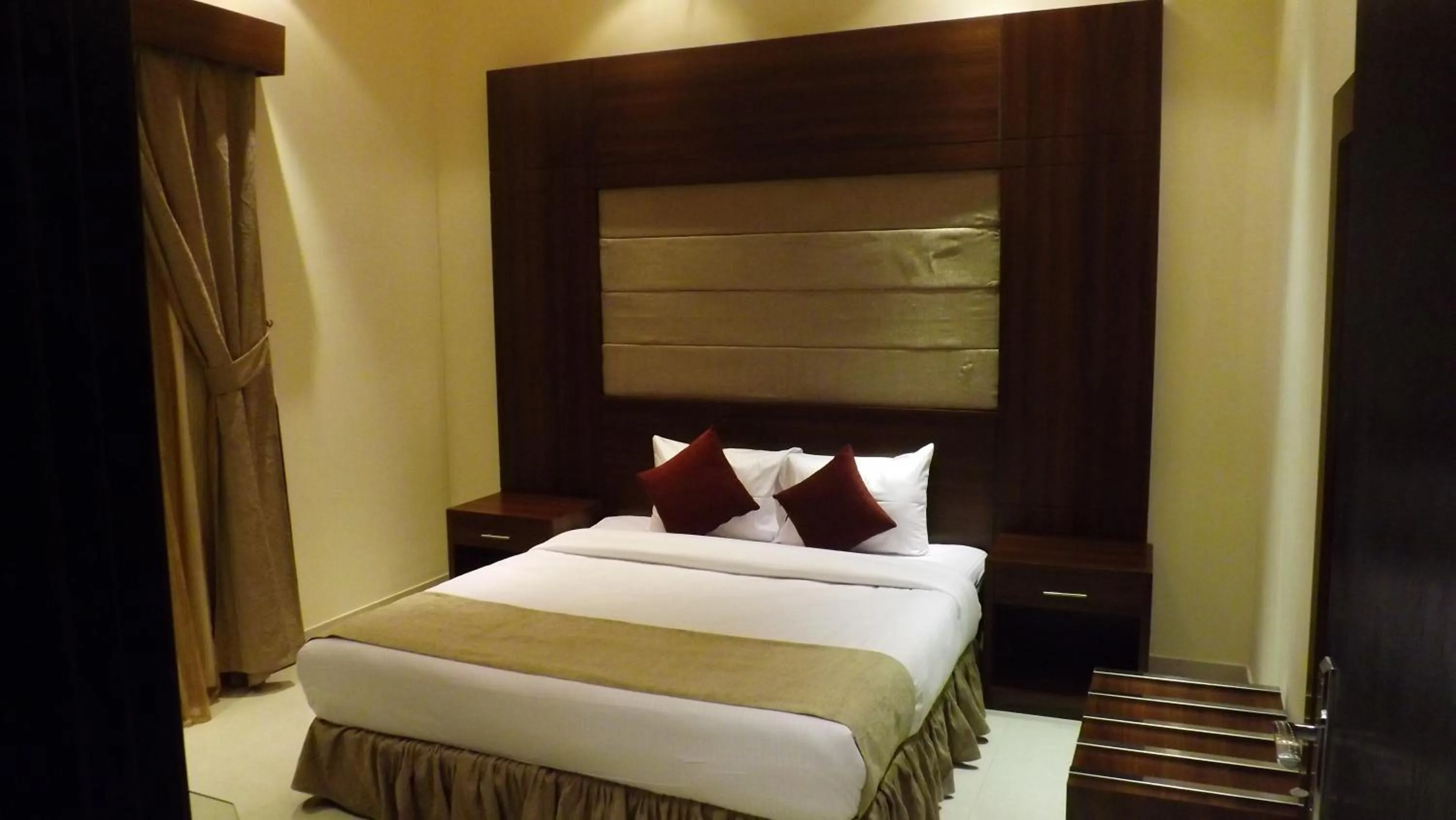Bed in Taleen Serviced Apartments AlMasif