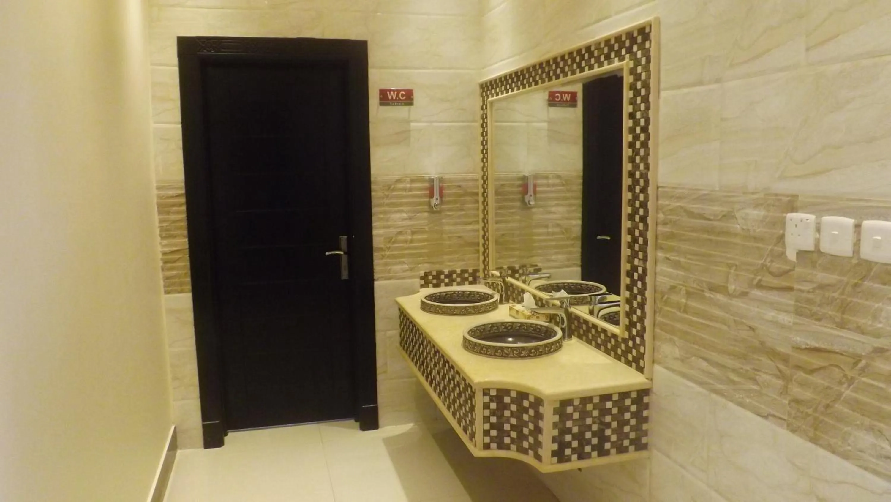 Bathroom in Taleen Serviced Apartments AlMasif