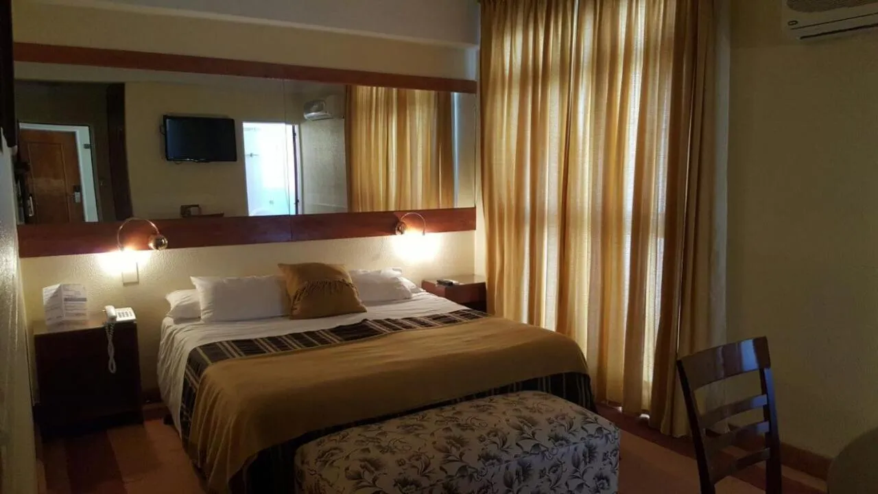 Photo of the whole room, Bed in Ohasis Hotel Jujuy & Spa