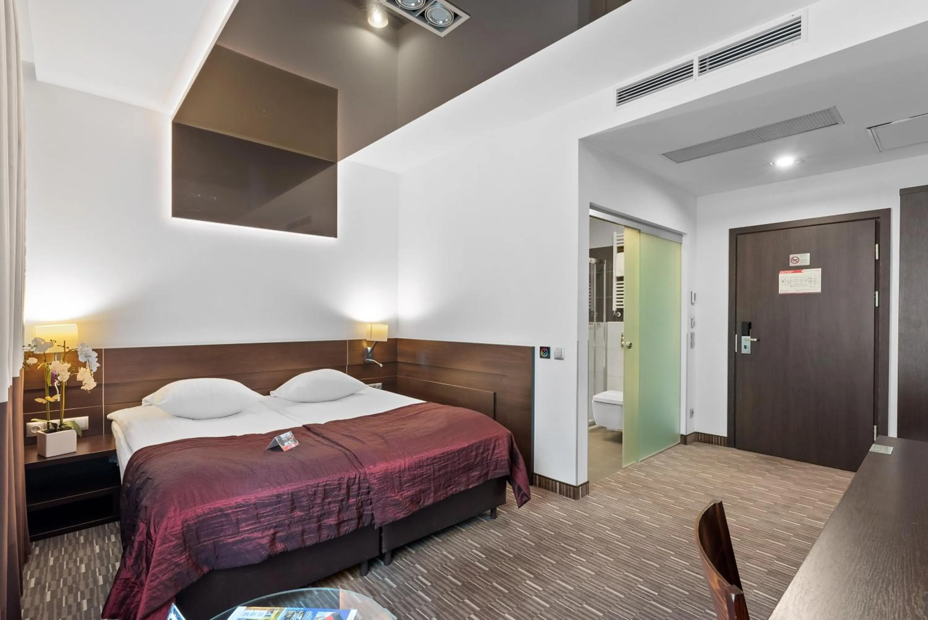 Bed in Park Hotel Diament Zabrze - Gliwice