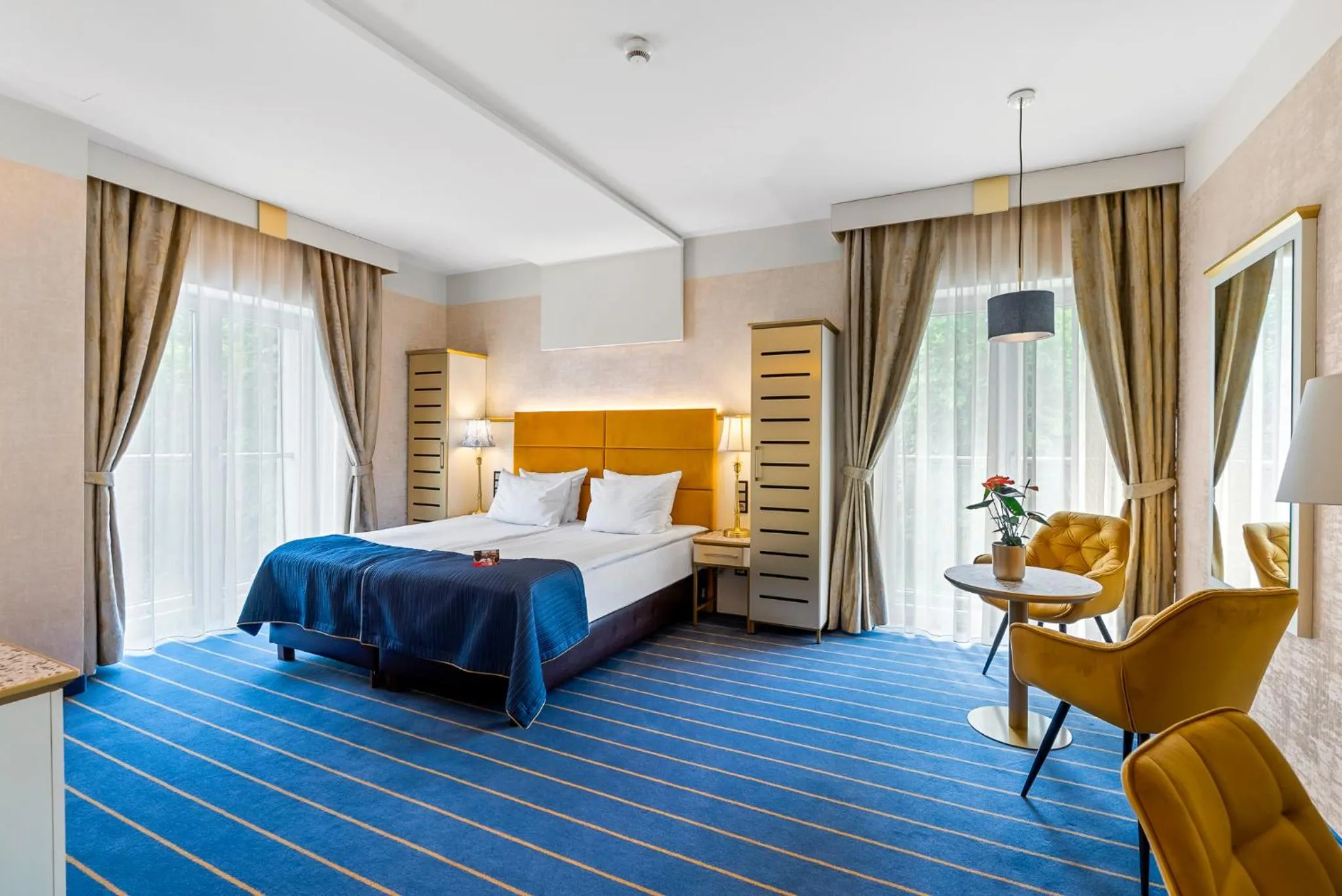 Bed in Park Hotel Diament Zabrze - Gliwice