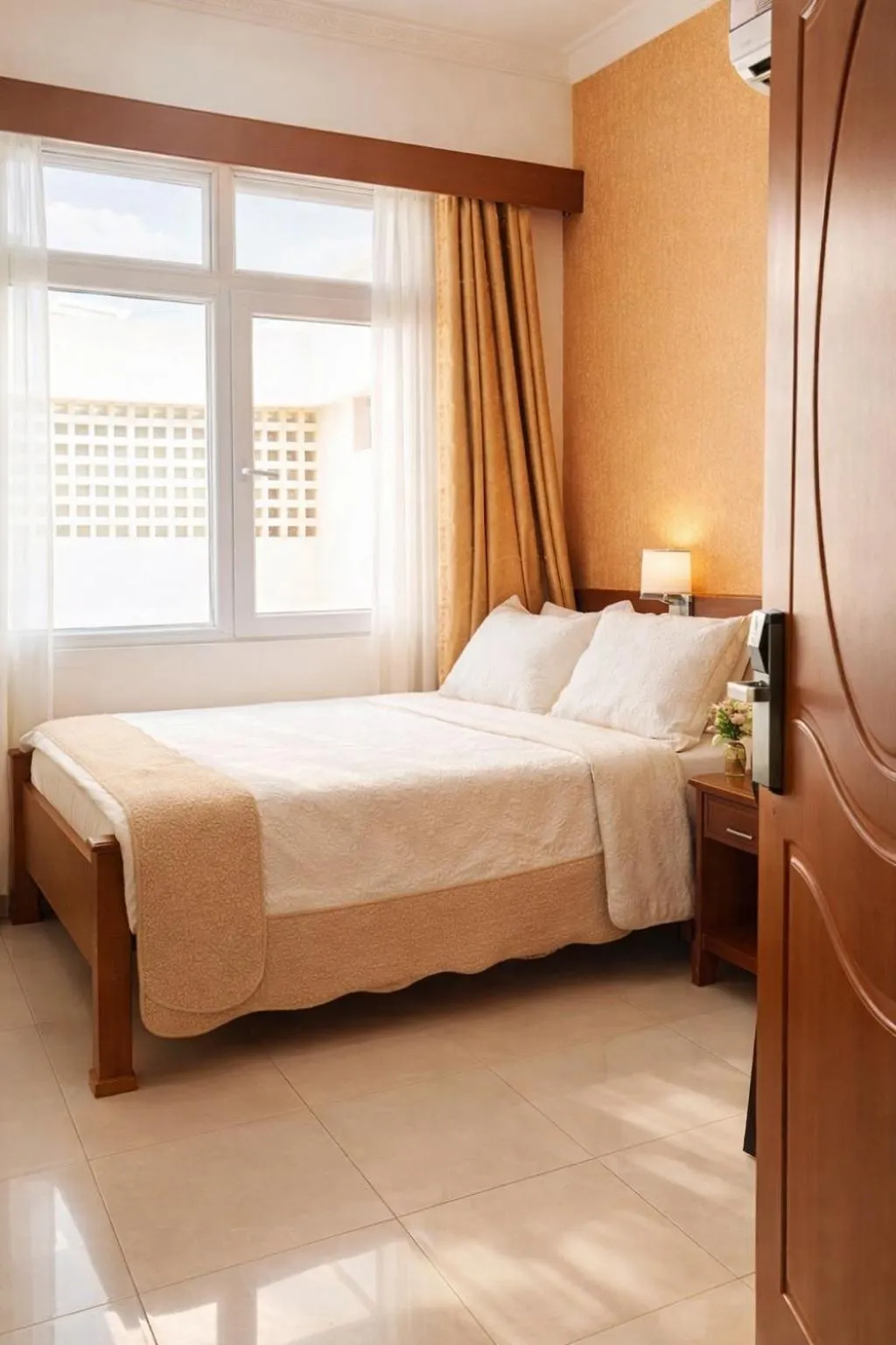 Bed in Rainbow Hotel