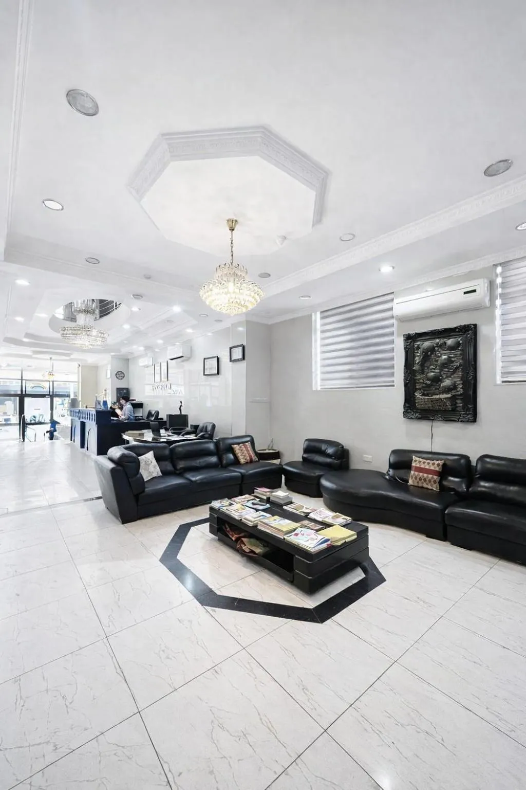 Lobby or reception in Rainbow Hotel