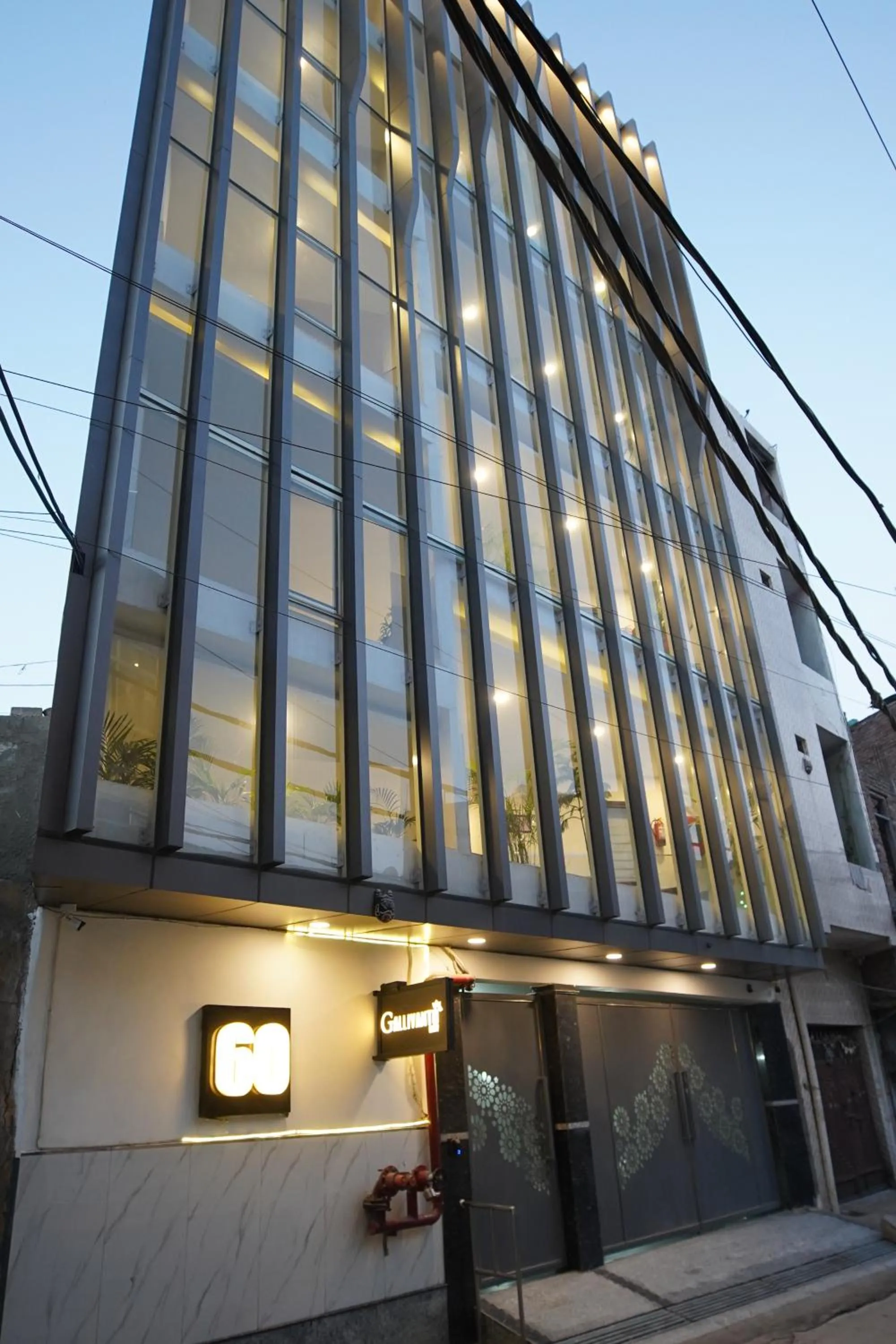 Property building in Gallivanto Inn