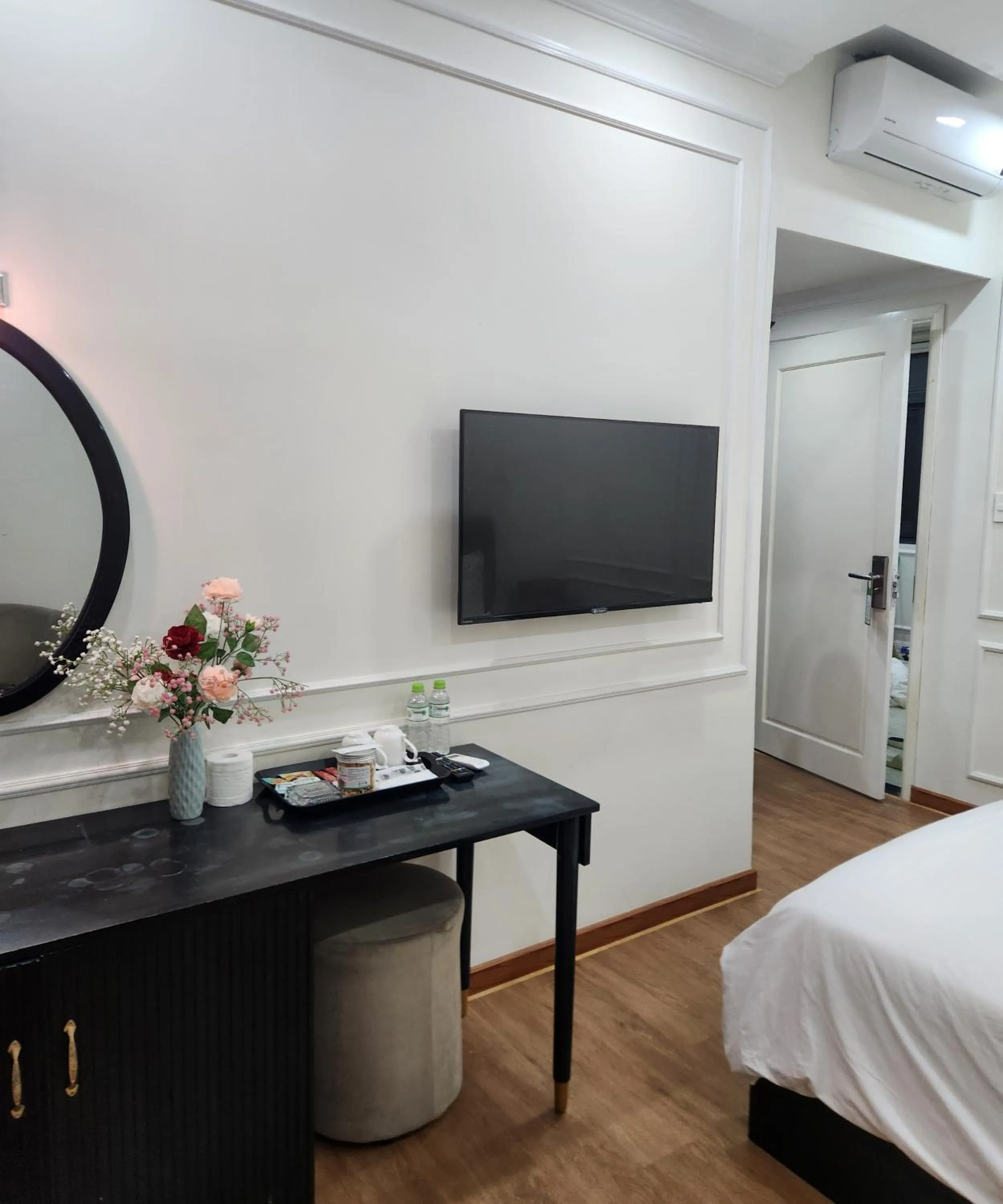 Bed in BREAKING DAWN- TAEYANG Hotel Phú Quốc