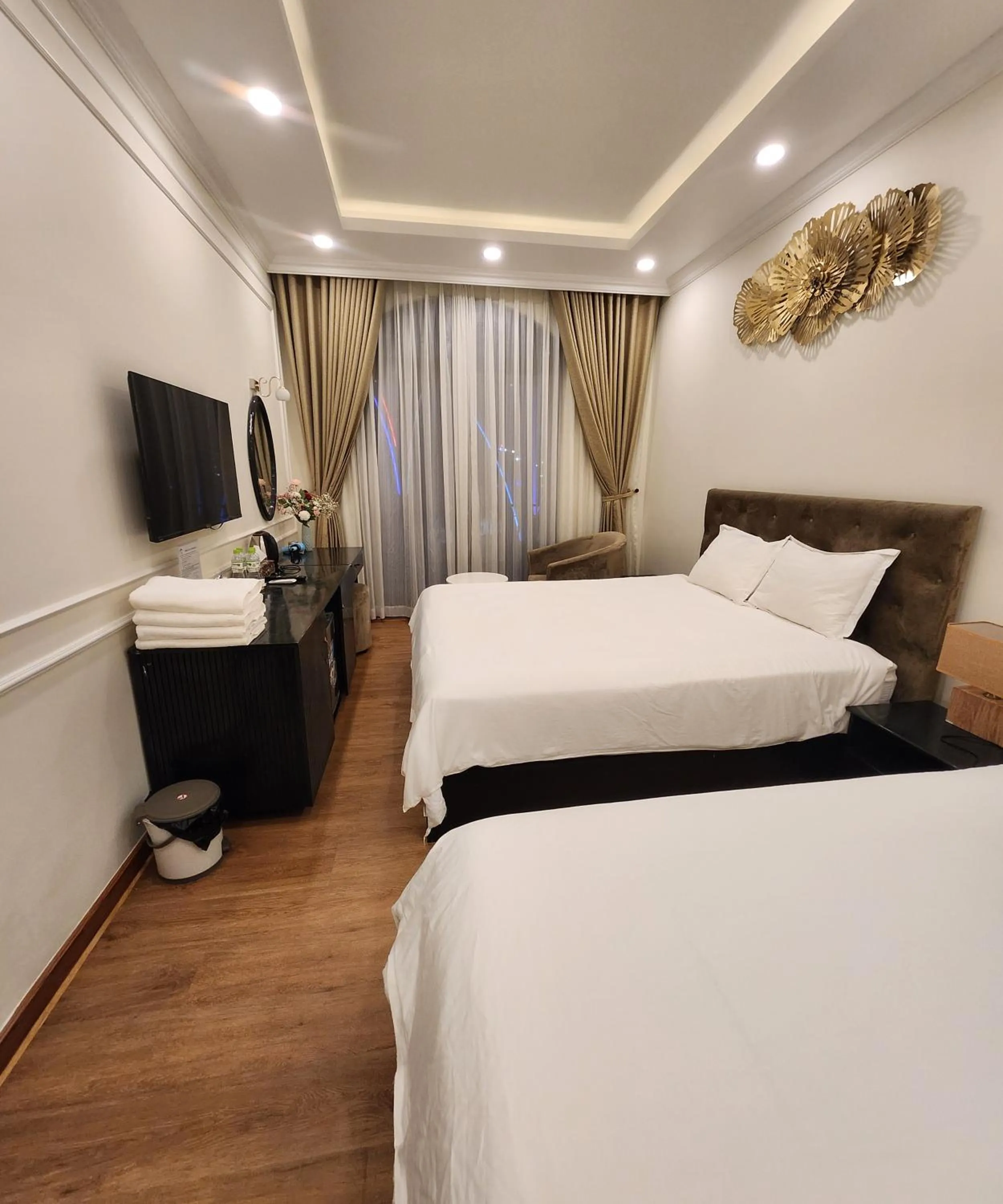 Bed in BREAKING DAWN- TAEYANG Hotel Phú Quốc
