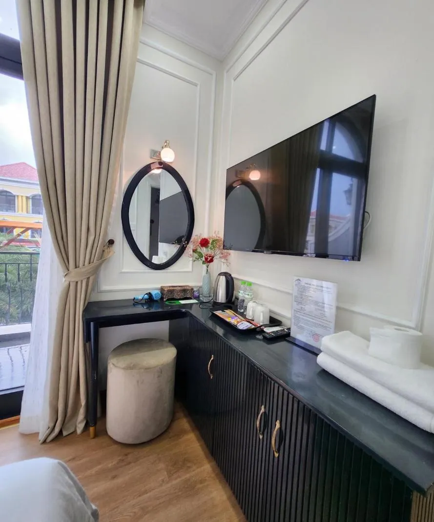 TV and multimedia, Bed in BREAKING DAWN- TAEYANG Hotel Phú Quốc