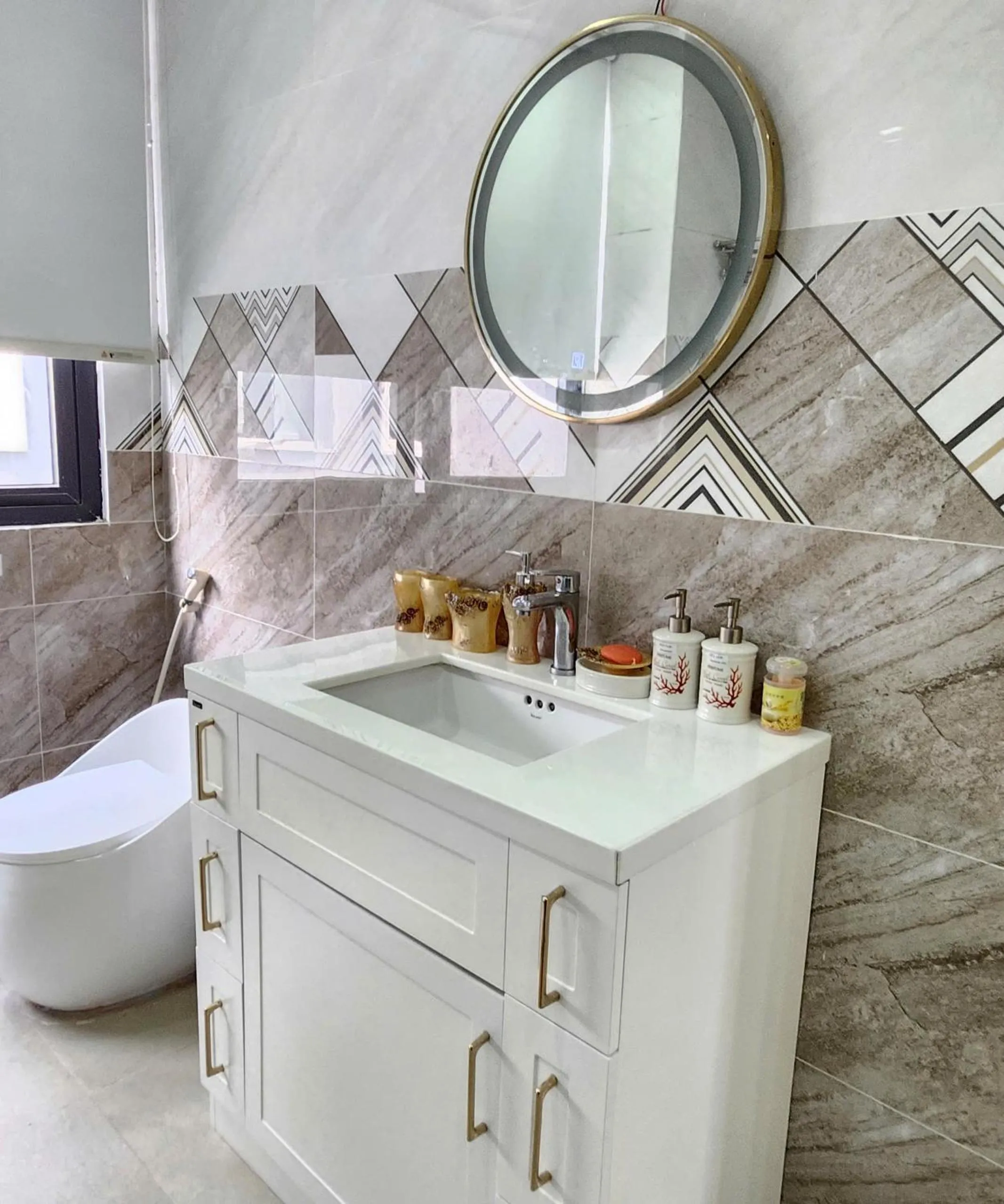 Bathroom in BREAKING DAWN- TAEYANG Hotel Phú Quốc