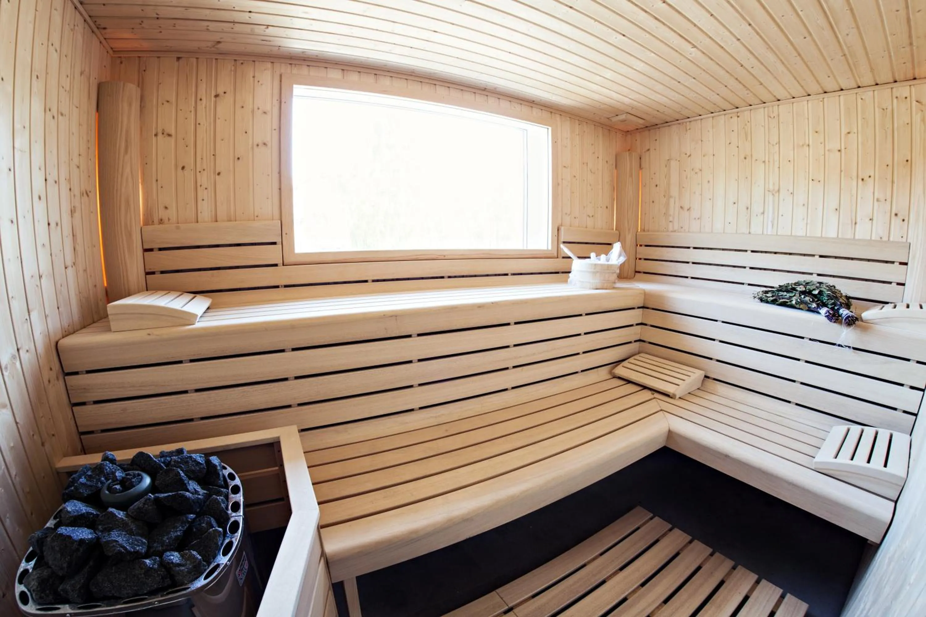 Massage in Four Winds