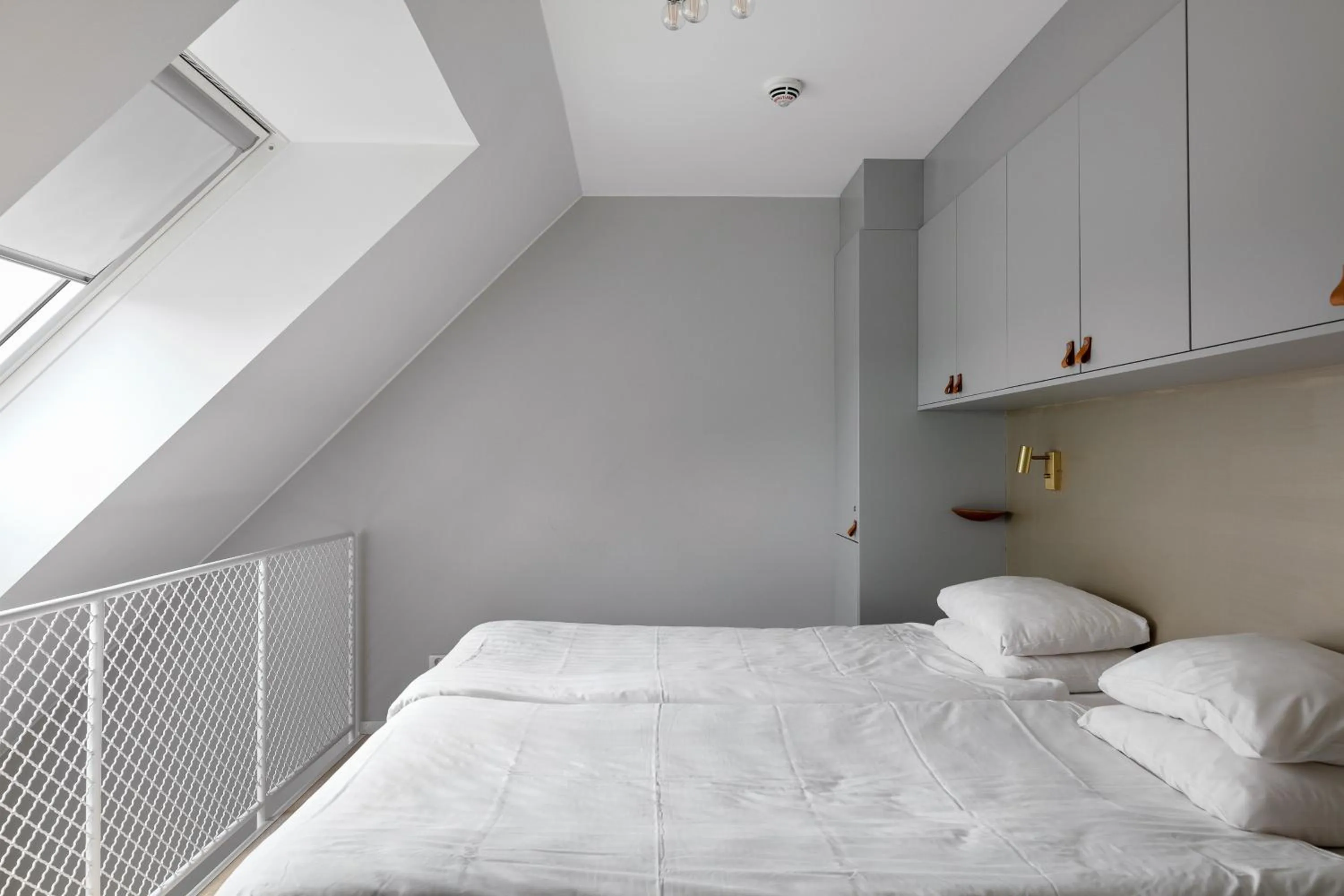 Bed in Avanti Apartment Hotel