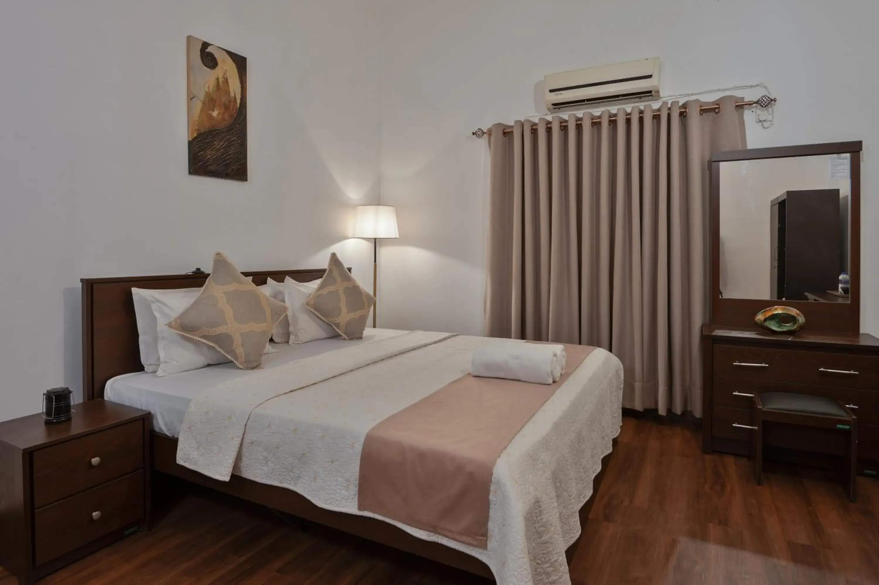 King Room - single occupancy in The Empyrean Airport Transit Hotel King Room - single occupancy in The Empyrean Airport Transit Hotel