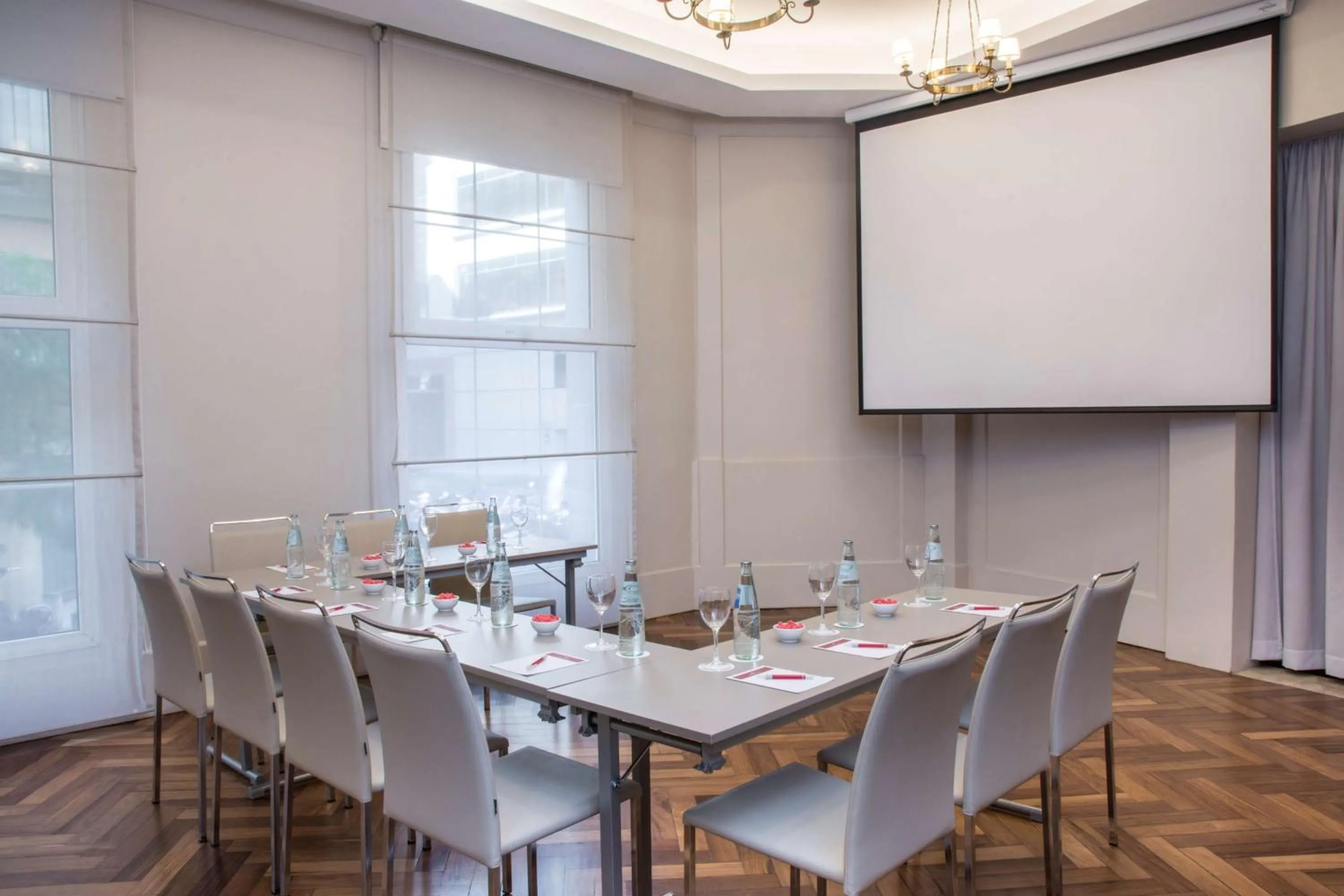 Meeting/conference room in NH Collection Buenos Aires Lancaster