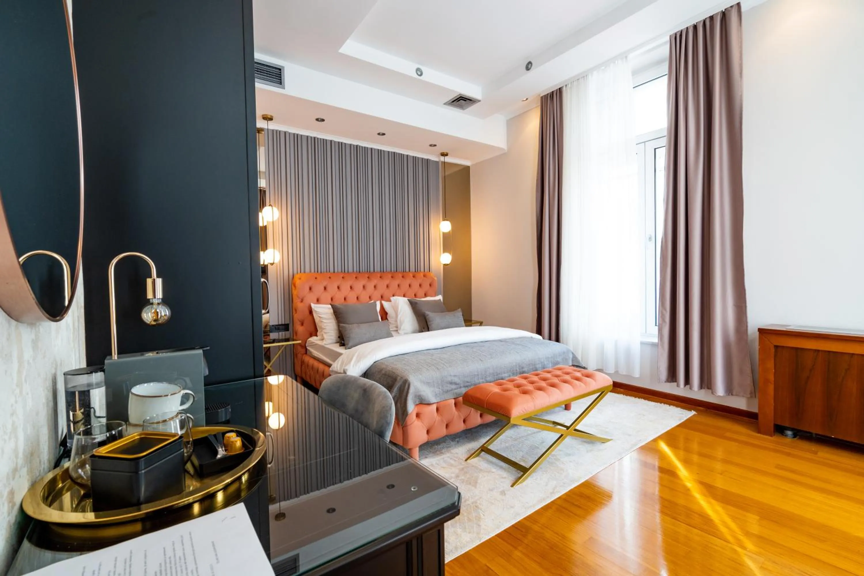 Bed in NATALI Luxury suites PARKING