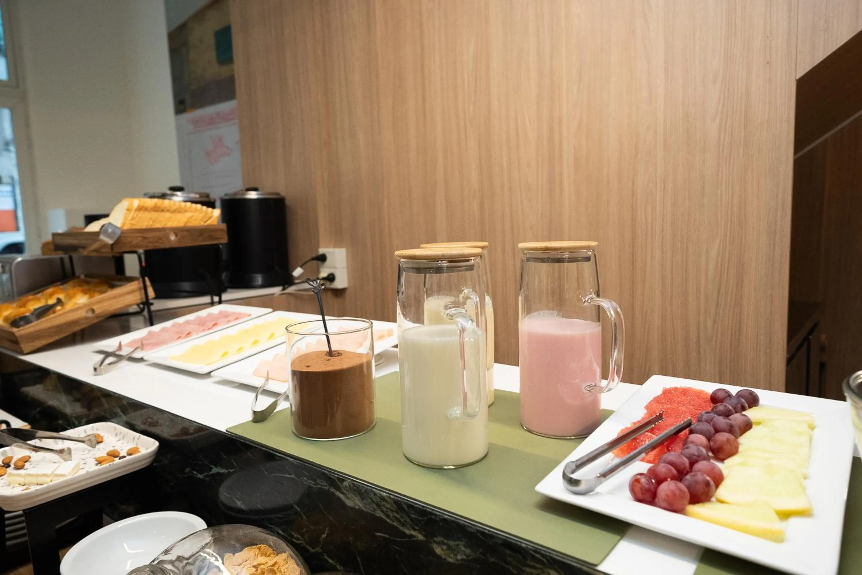 Breakfast in Vain Boutique Hotel