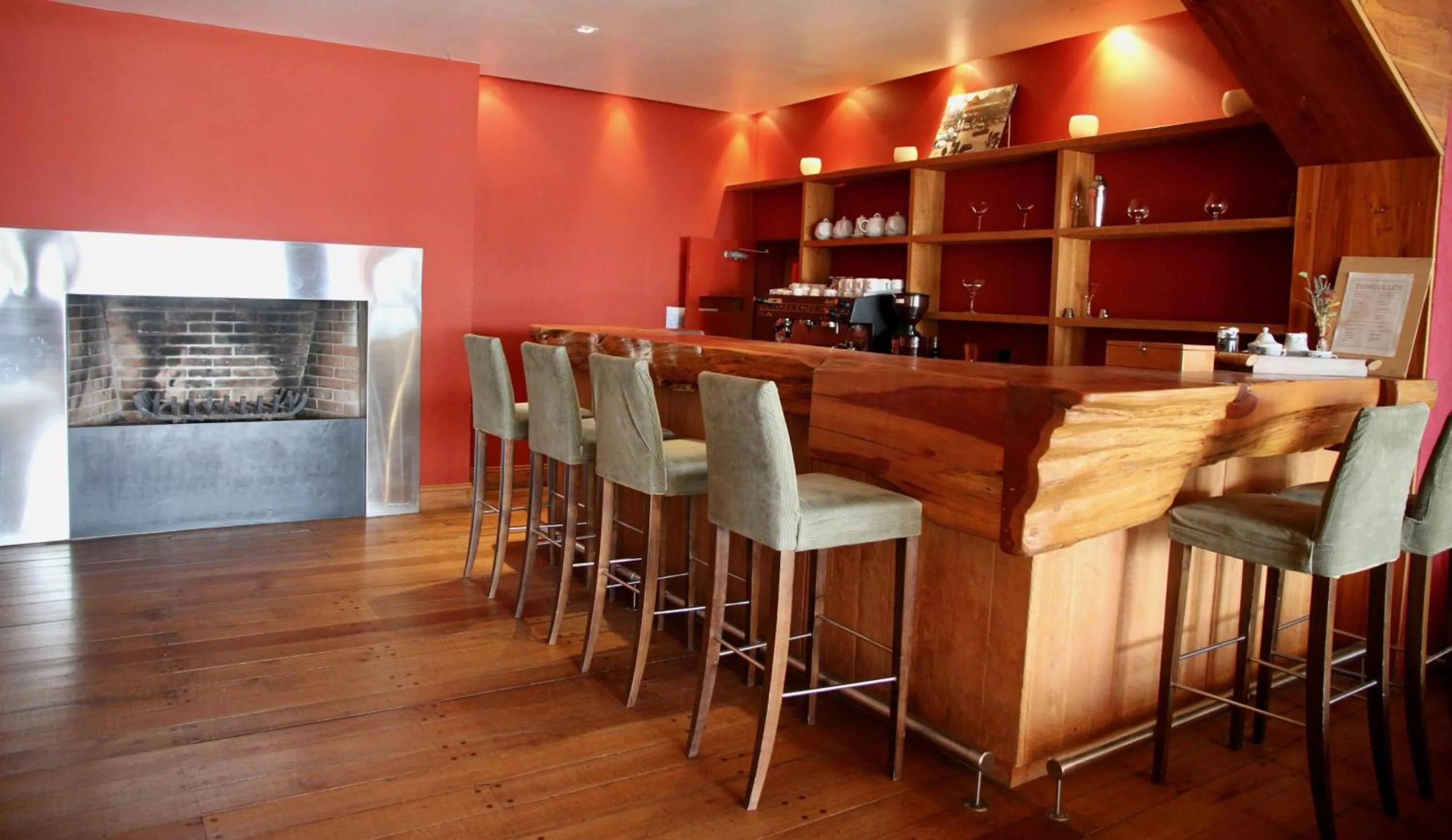 Restaurant/places to eat in Hotel Tunquelén