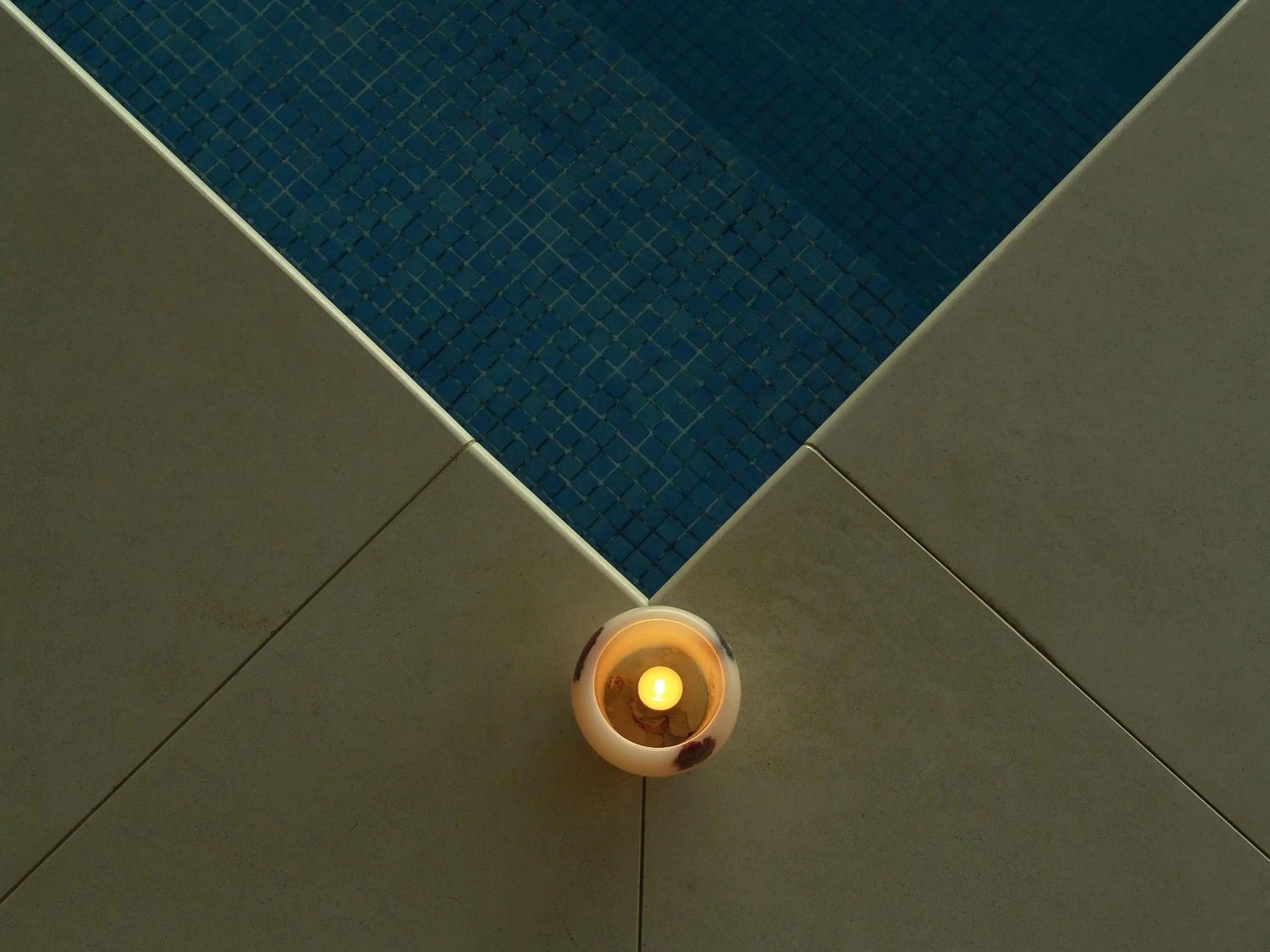 Swimming pool in Hotel Tunquelén