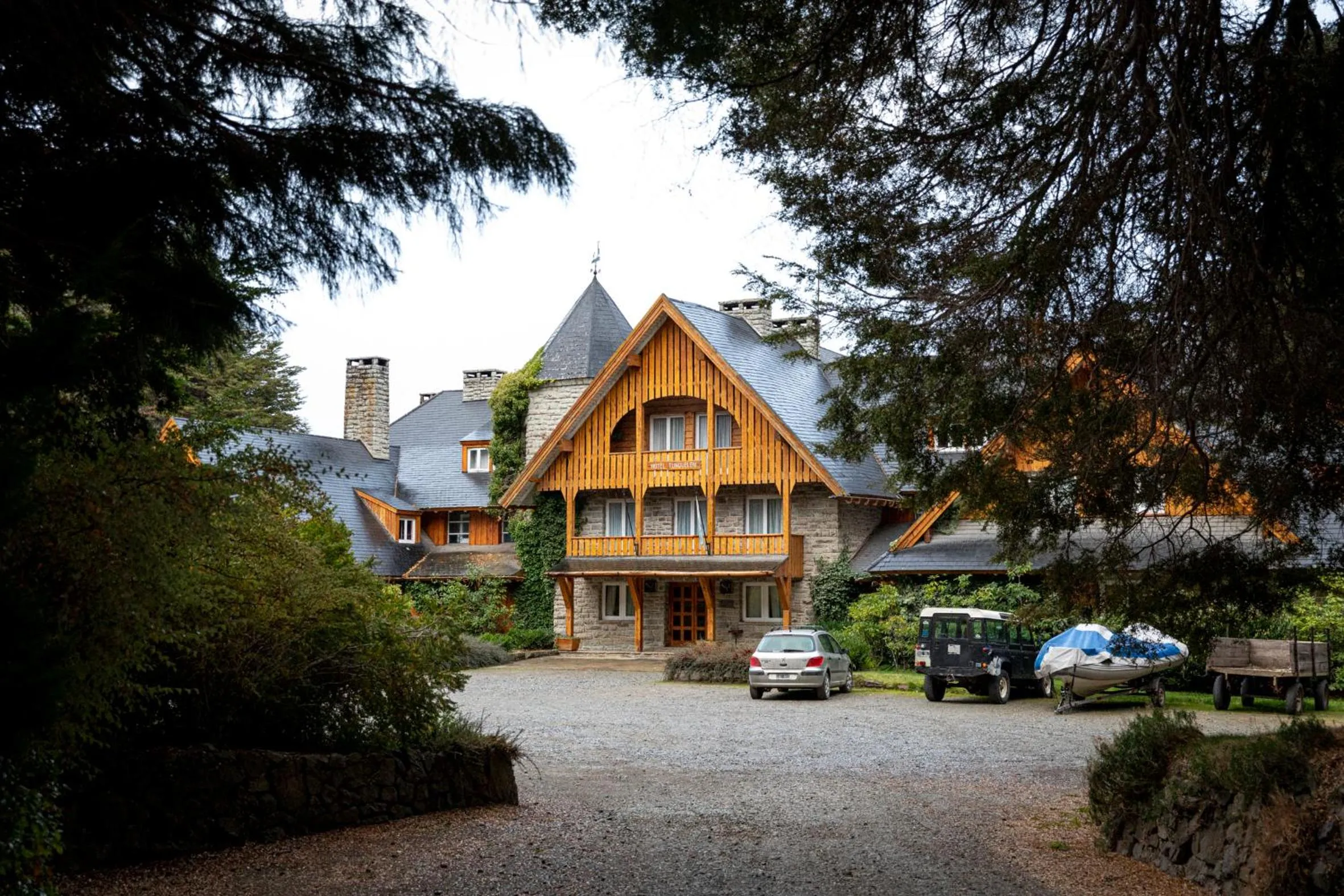Parking in Hotel Tunquelén