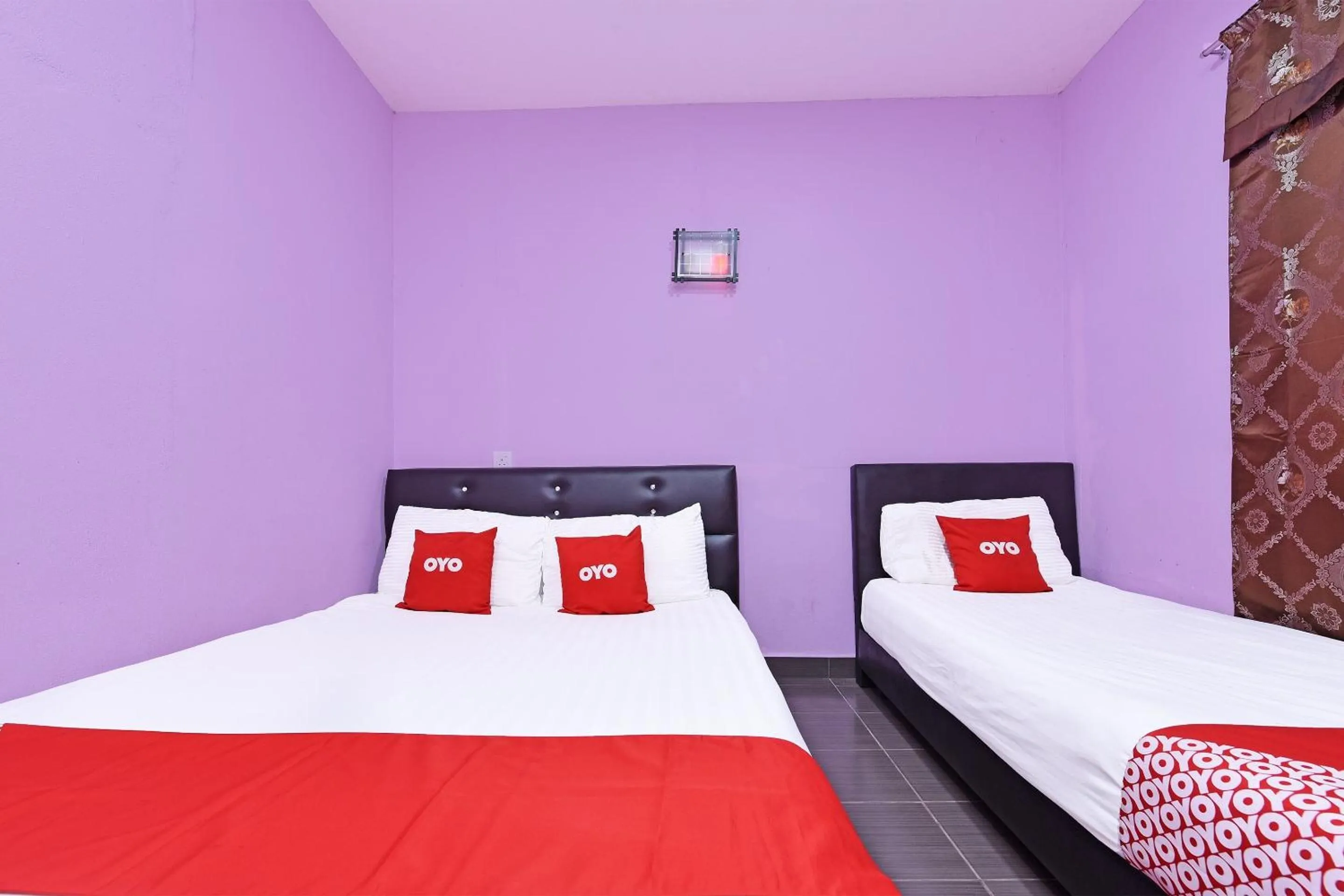 Bedroom, Bed in Hotel O Awan Biru Motel