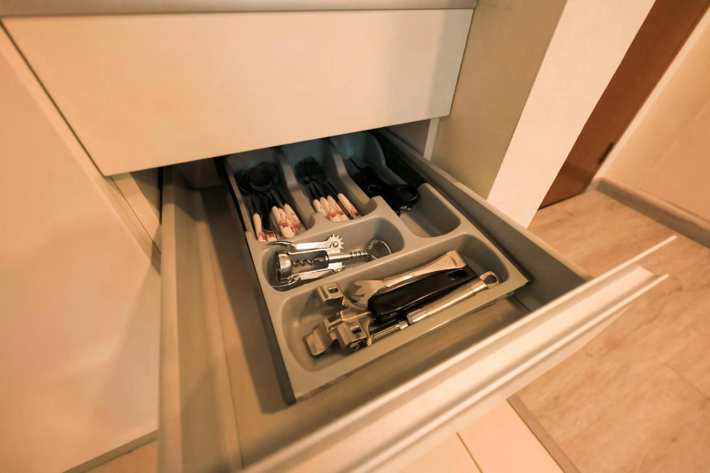 Kitchen or kitchenette in Emaar Fashion Avenue one bedroom - Formerly Address Dubai Mall Four Apple Holiday Homes