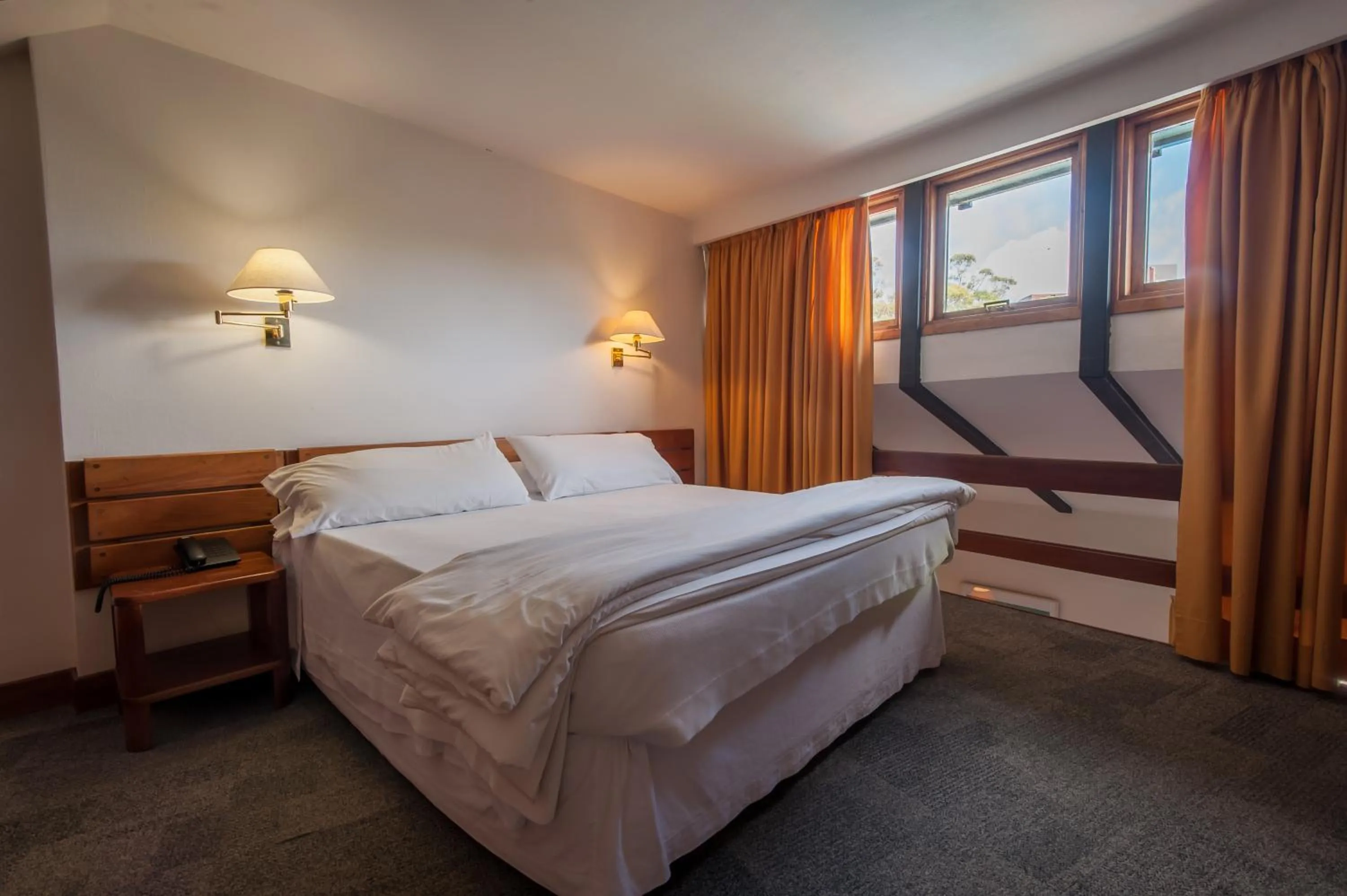 Bedroom, Bed in Hotel del Bosque