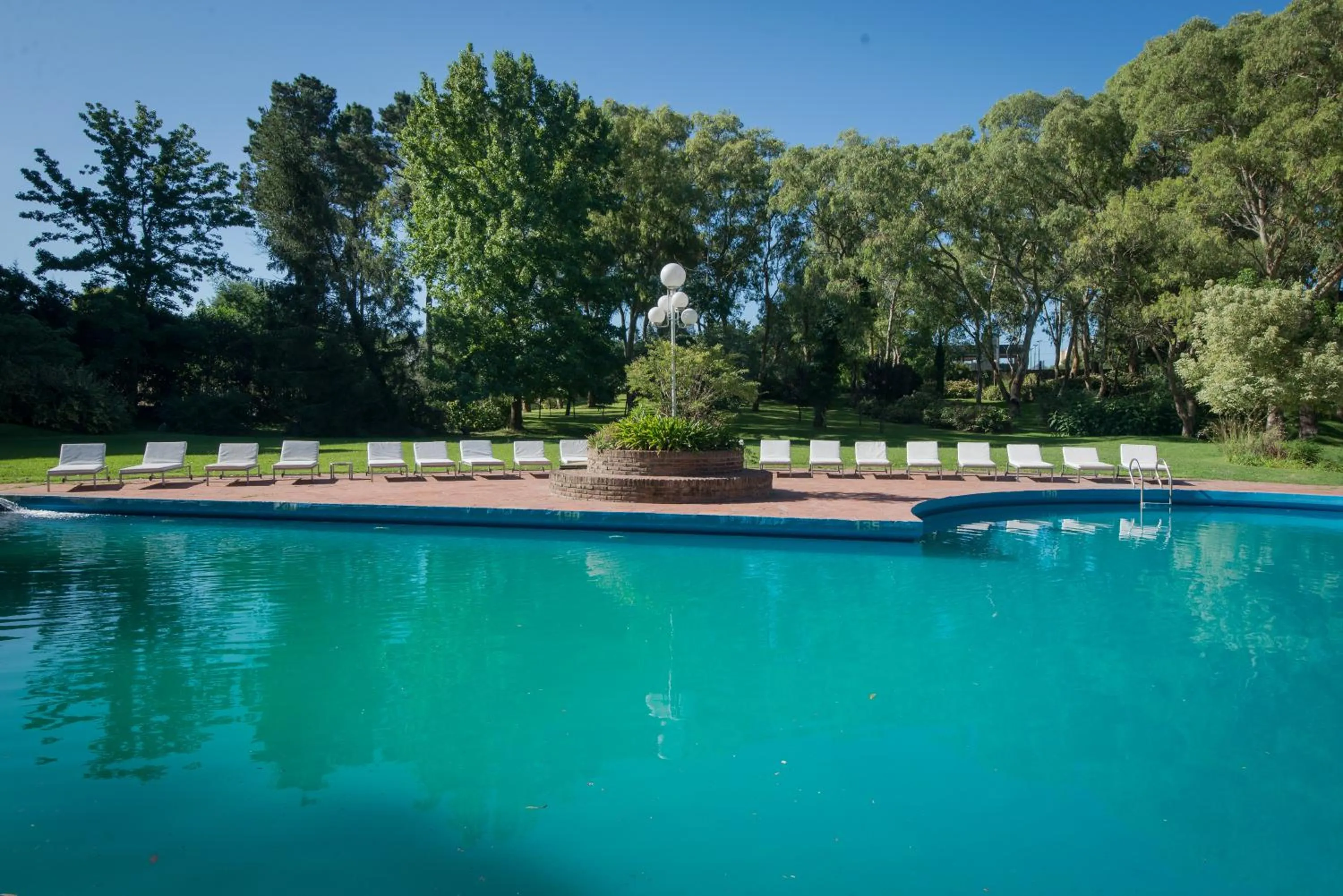 Pool view in Hotel del Bosque