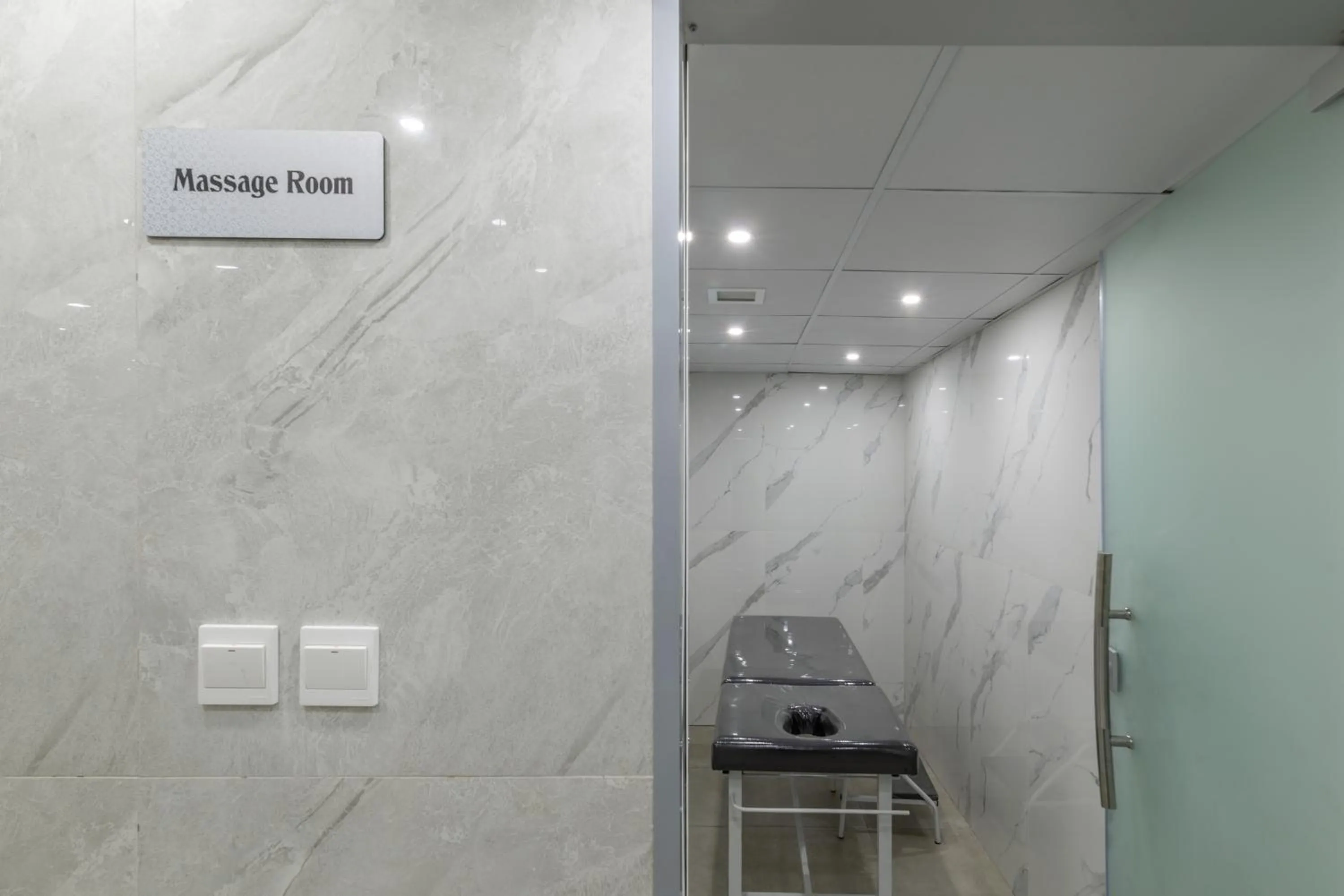 Massage in Petra Elite Hotel